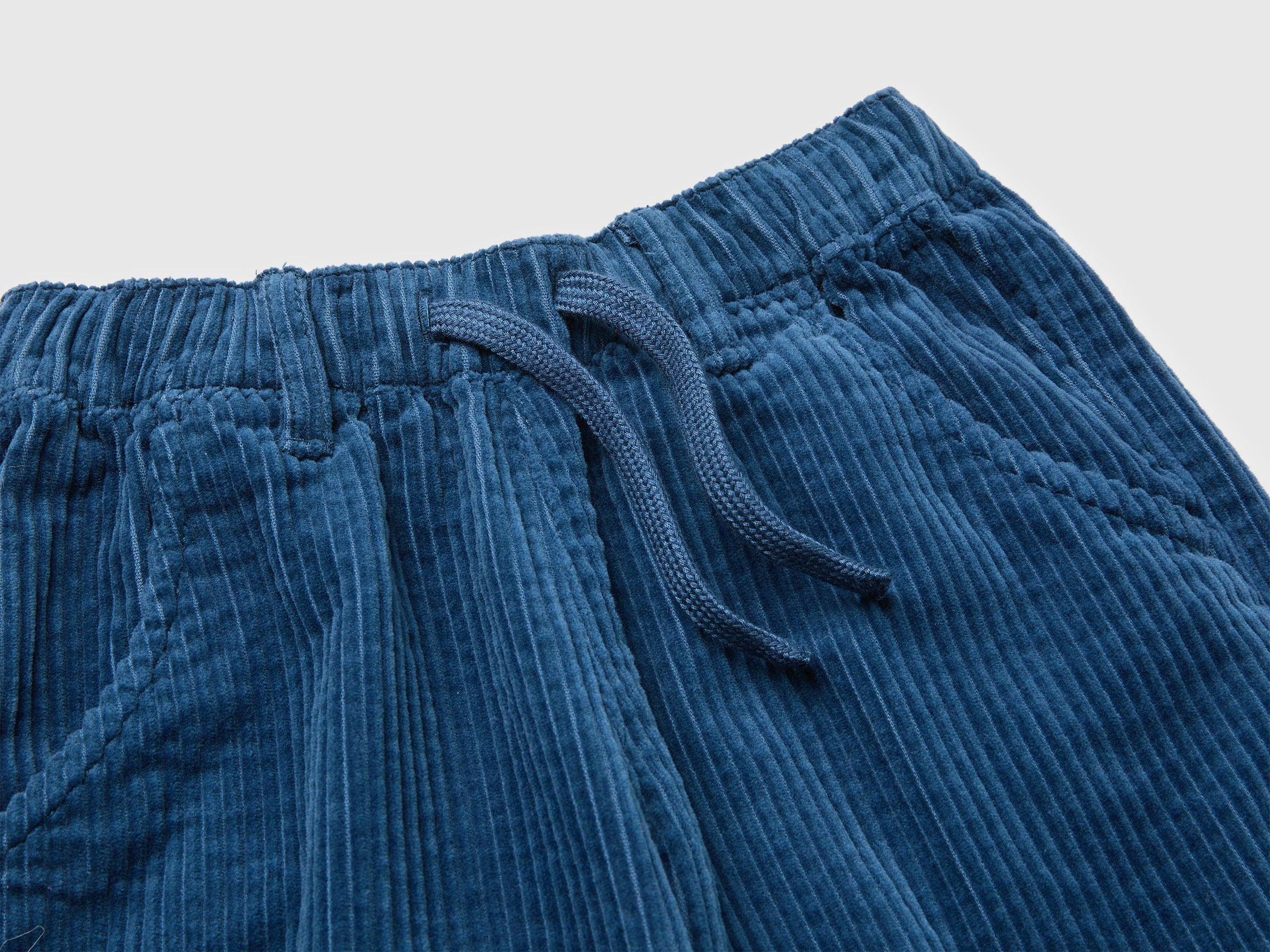 United Colors of Benetton Trousers pantaloni velluto cotone 104