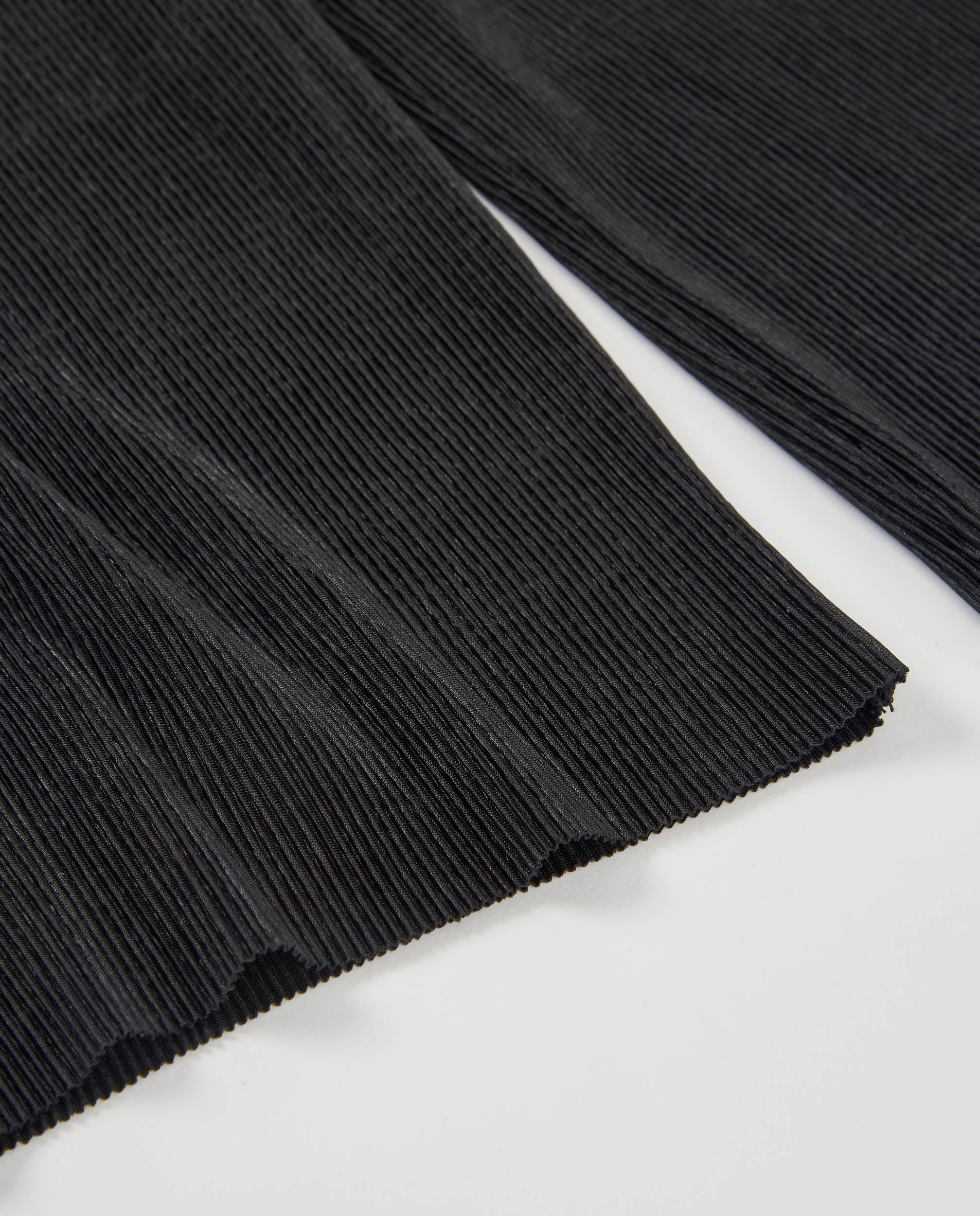 TucTuc Pantaloni Bambina Nero Maglia Coste Gamba Larga