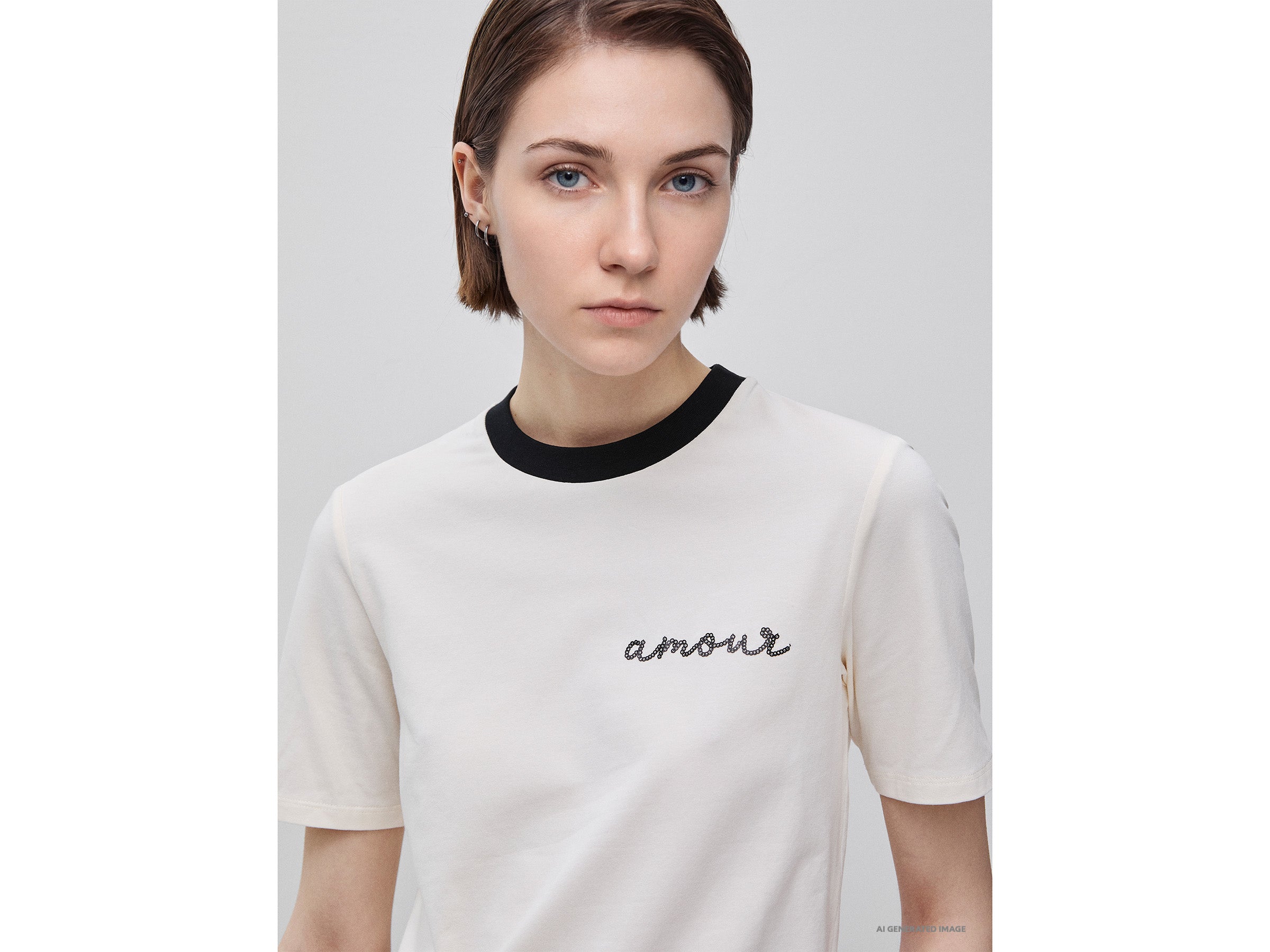 United Colors of Benetton T-shirt Amour maglietta cotone manica corta