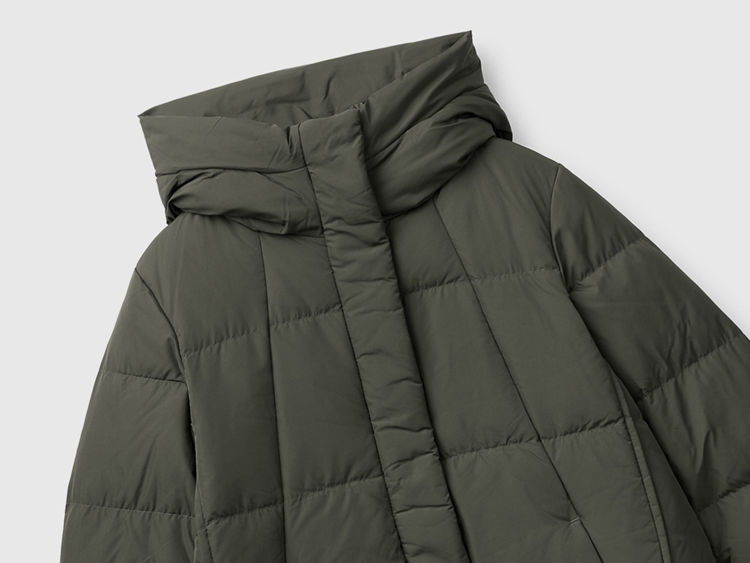 Benetton Piumino Midi Cappuccio Imbottito Riciclato