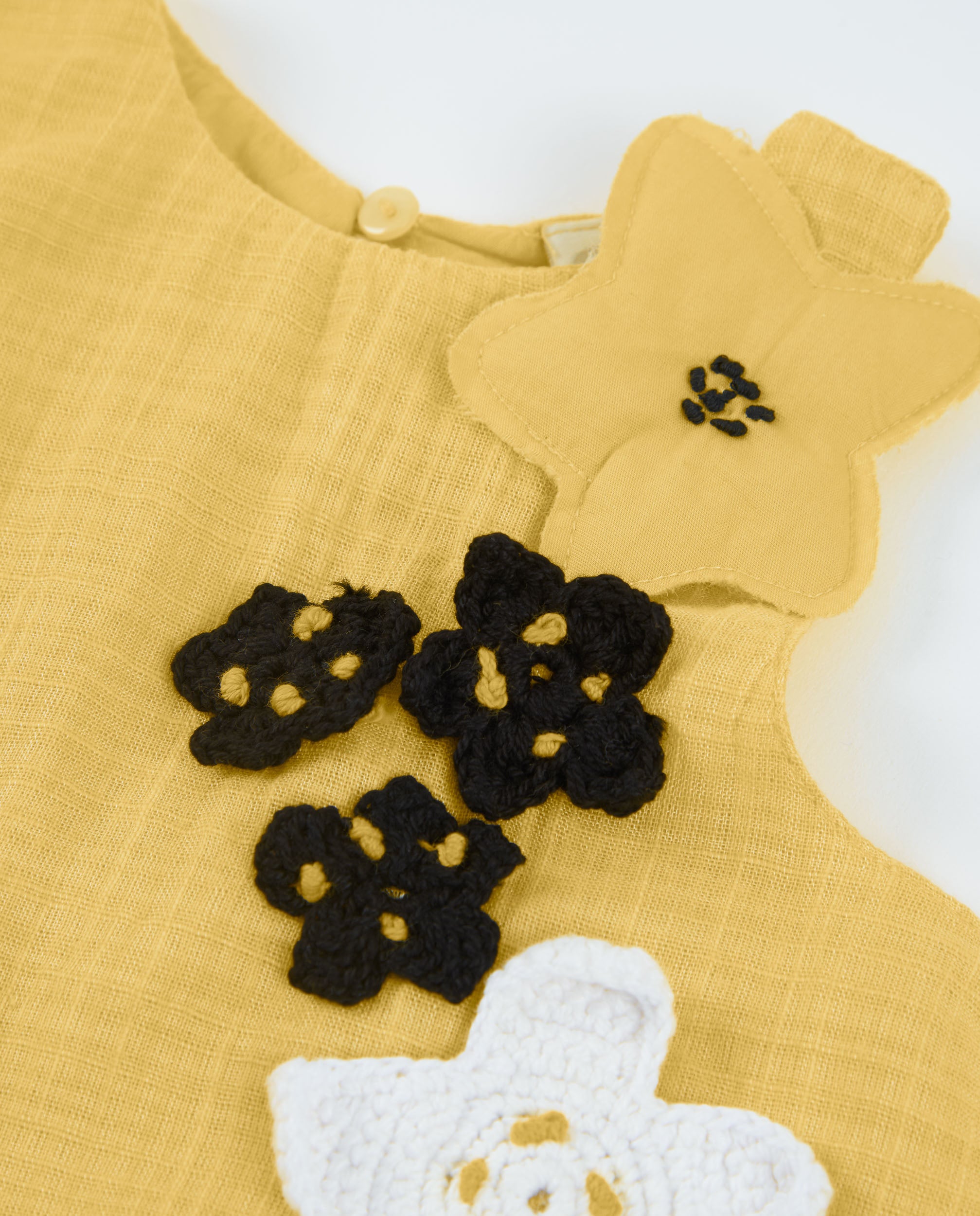 TucTuc Camicette blusa bambina gialla fiori smanicata