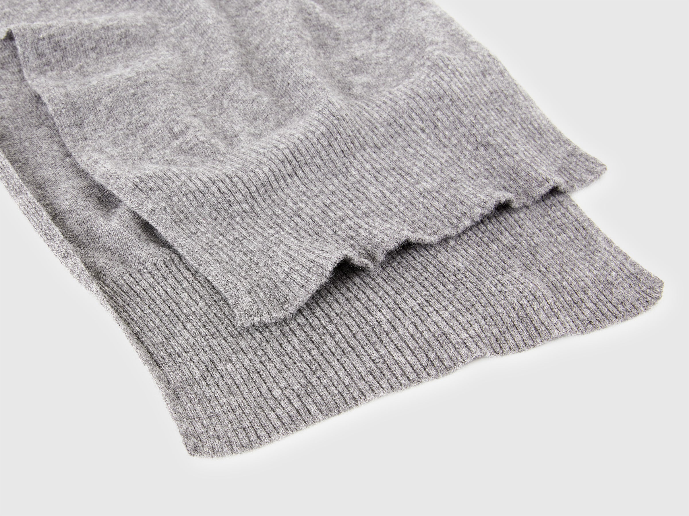 United Colors of Benetton sciarpa lana merino grigia melange