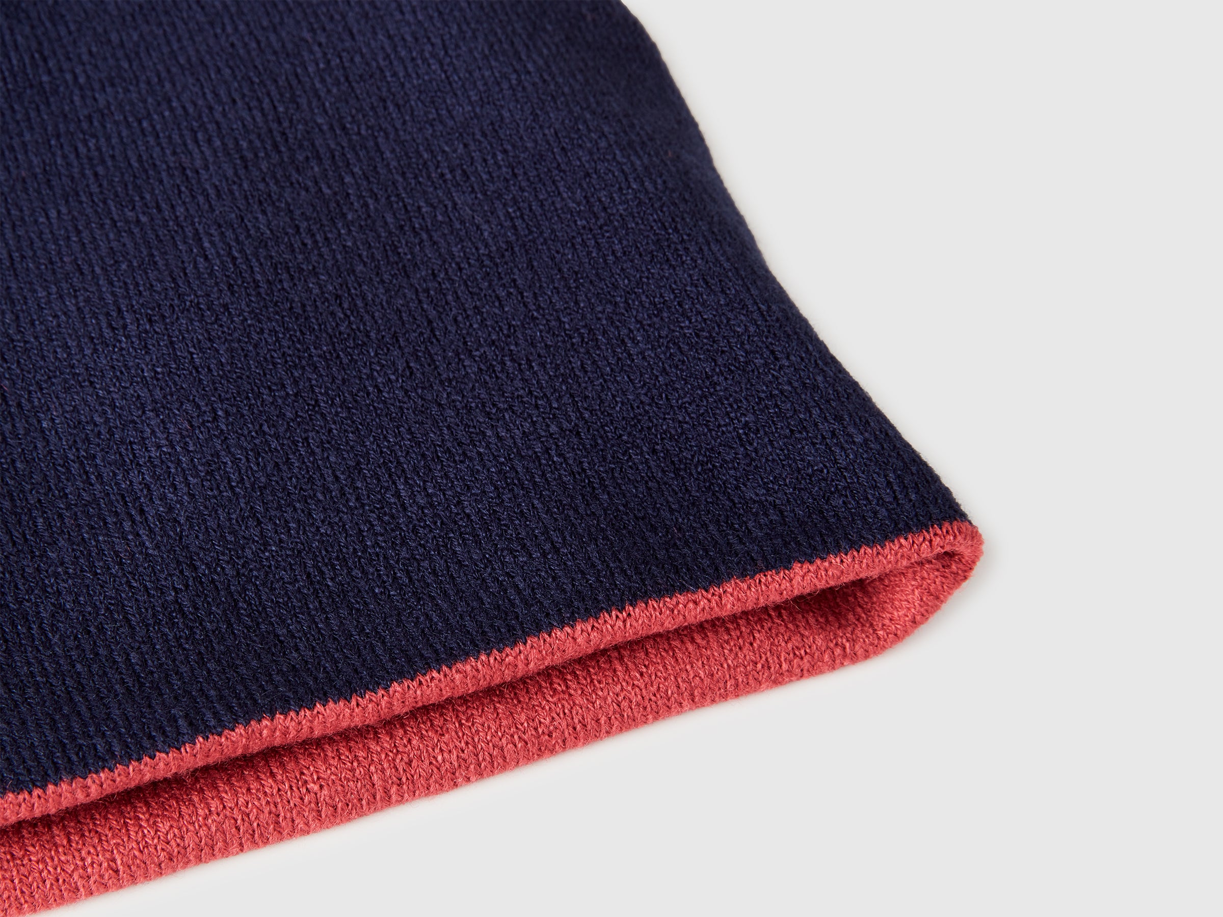 United Colors of Benetton Cappello Bambino Reversibile Maglia Logo