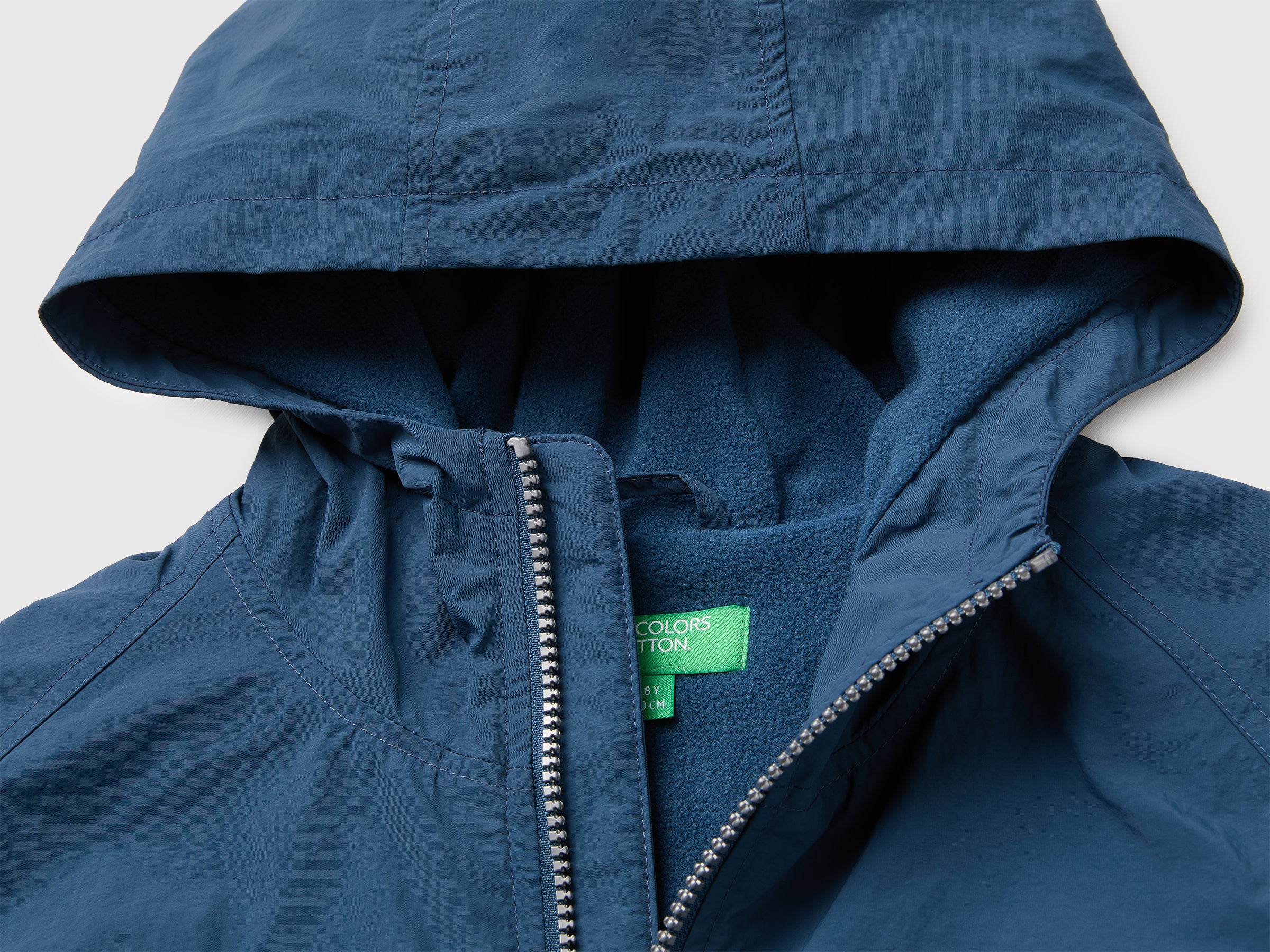 United Colors of Benetton Giacca nylon cappuccio antipioggia