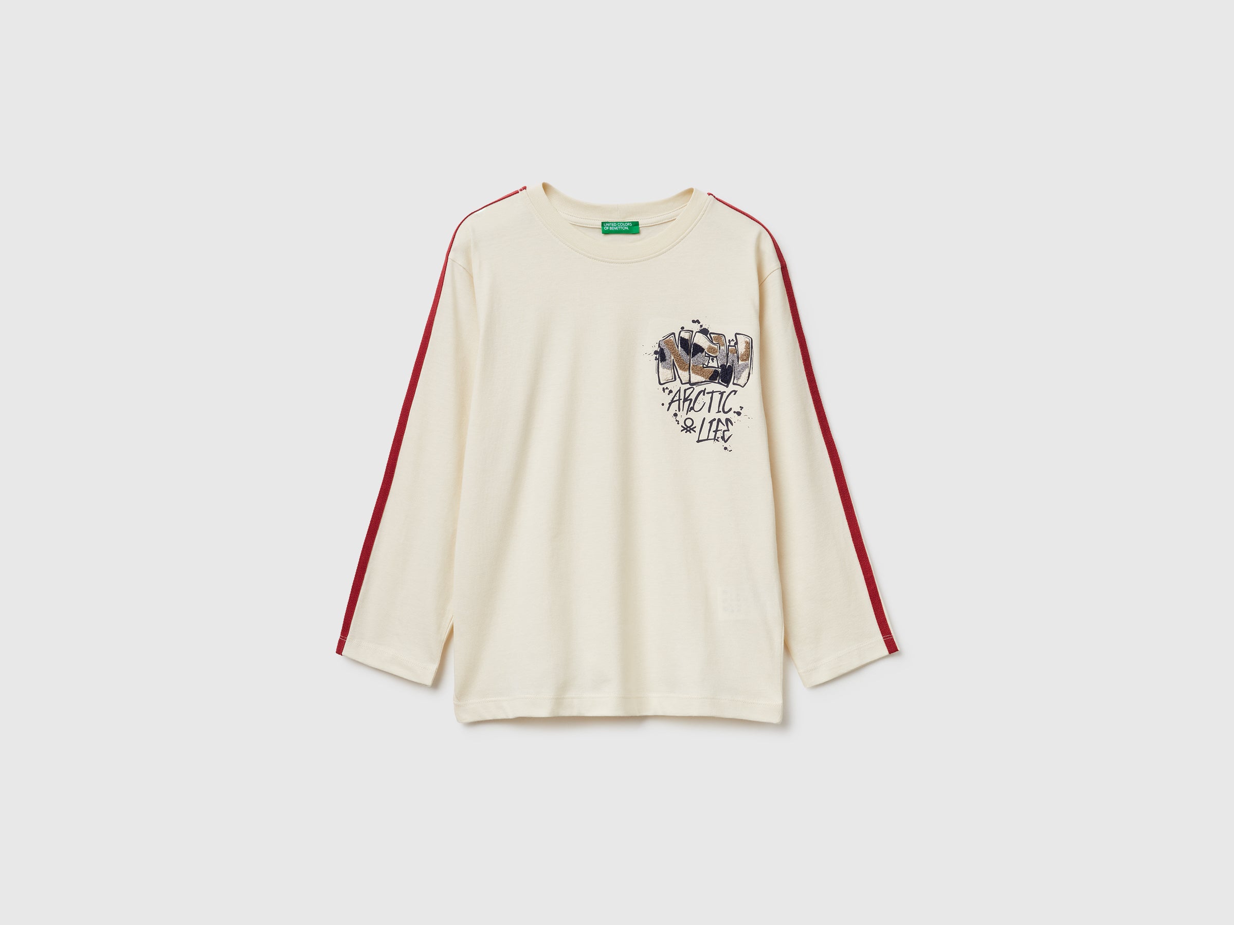 United Colors of Benetton T-shirt with graffiti print maglietta S cotone