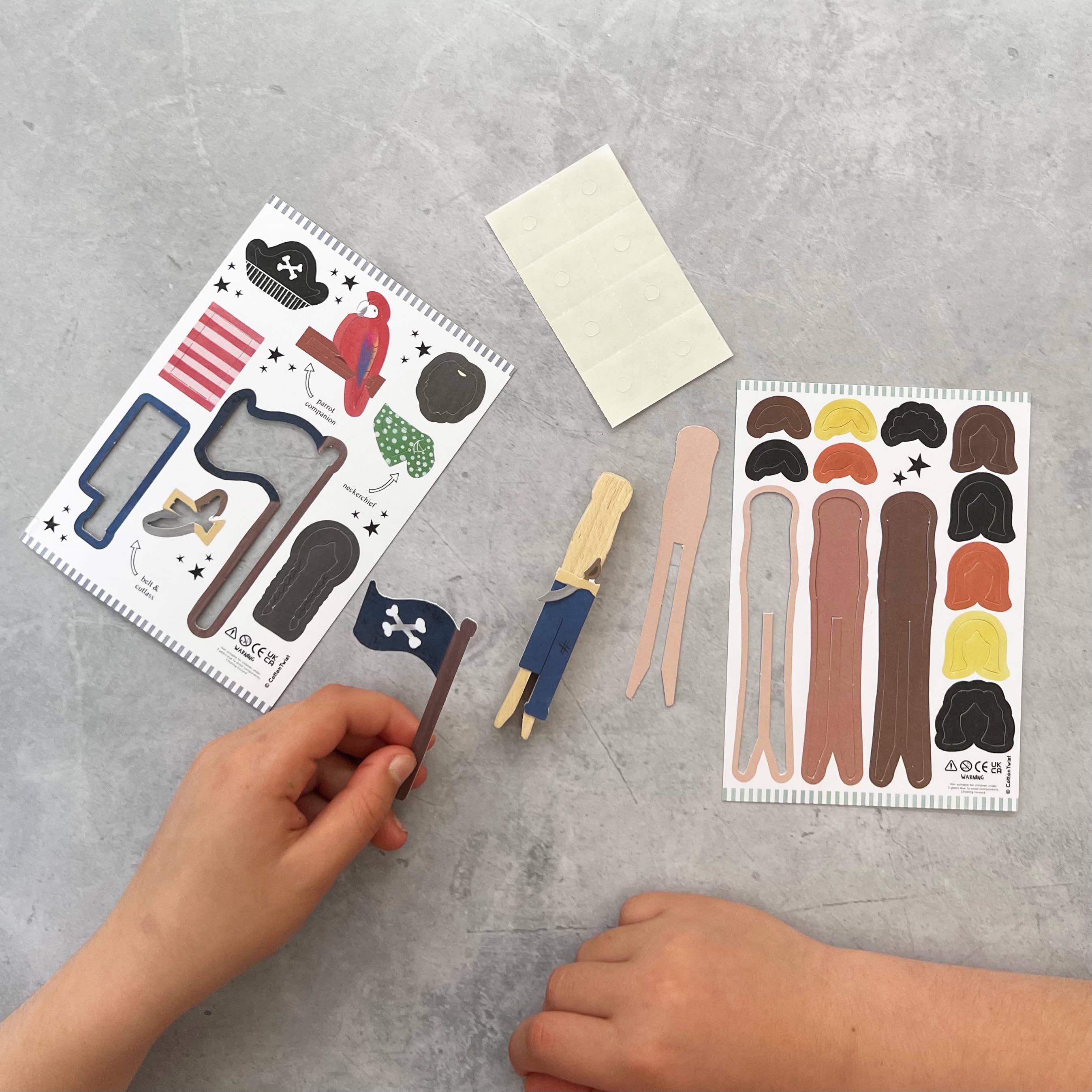 Cotton Twist kit creativo bambola pirata in legno