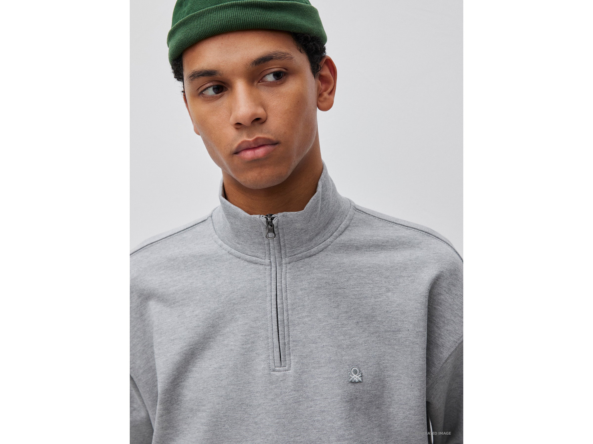 United Colors of Benetton Felpa Mezza Zip Cotone Bio Collo Alto