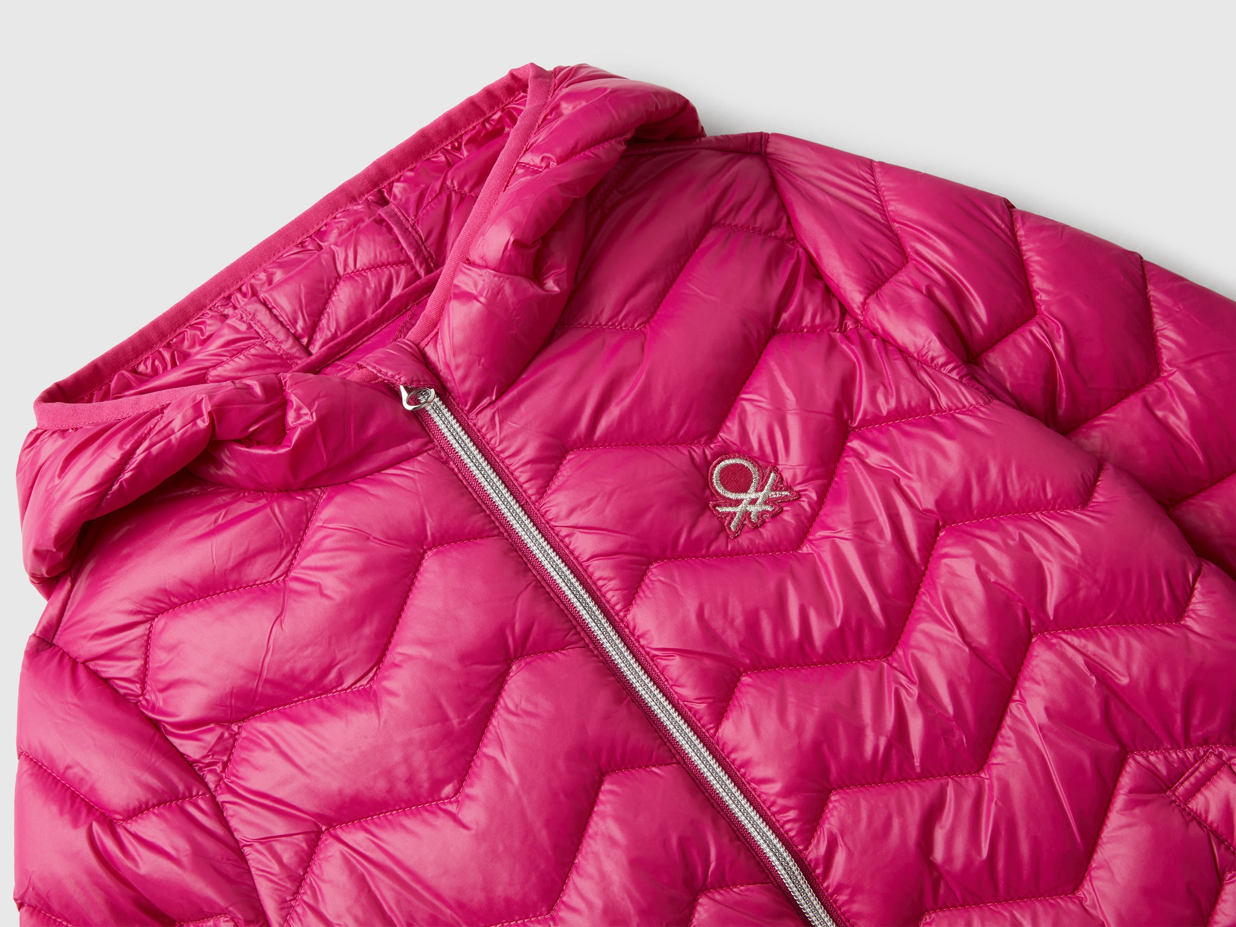 United Colors of Benetton Piumino con Cappuccio Rain Defender Zip