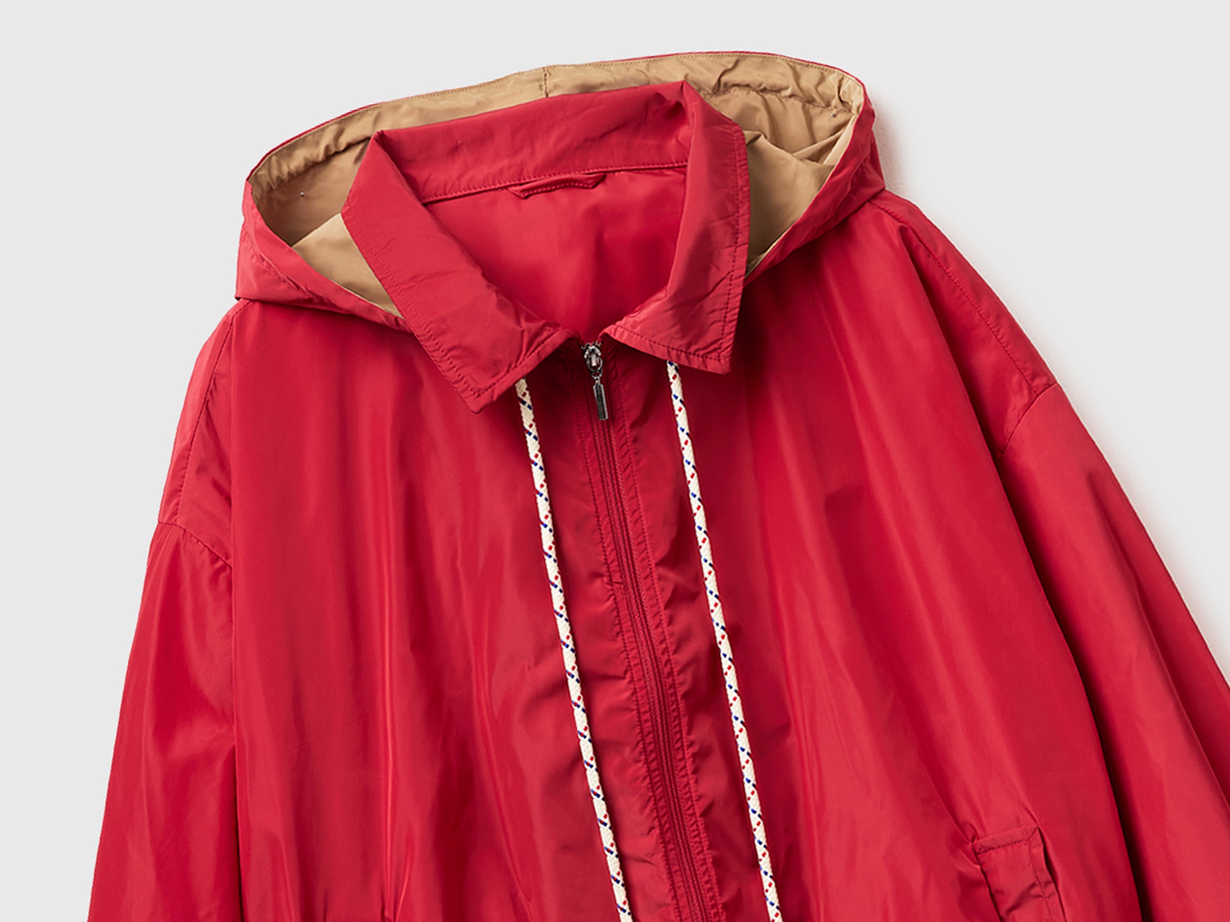 United Colors of Benetton Soft Giacca con Cappuccio Antivento