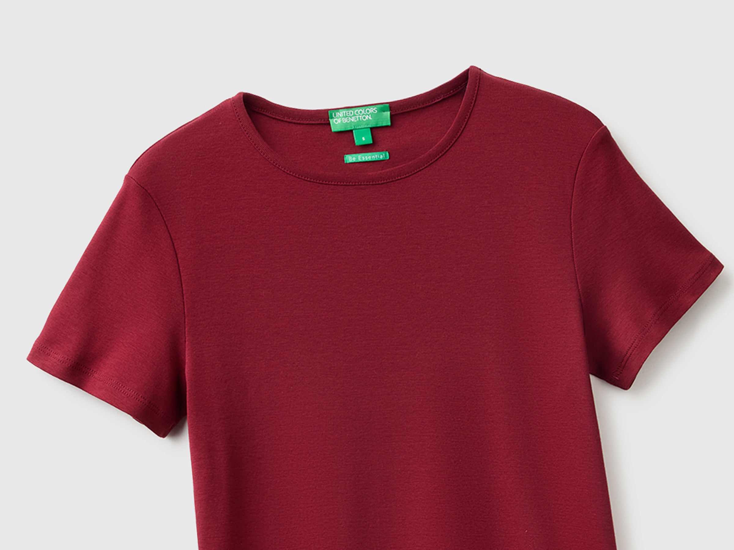 United Colors of Benetton Slim fit crew neck maglietta cotone