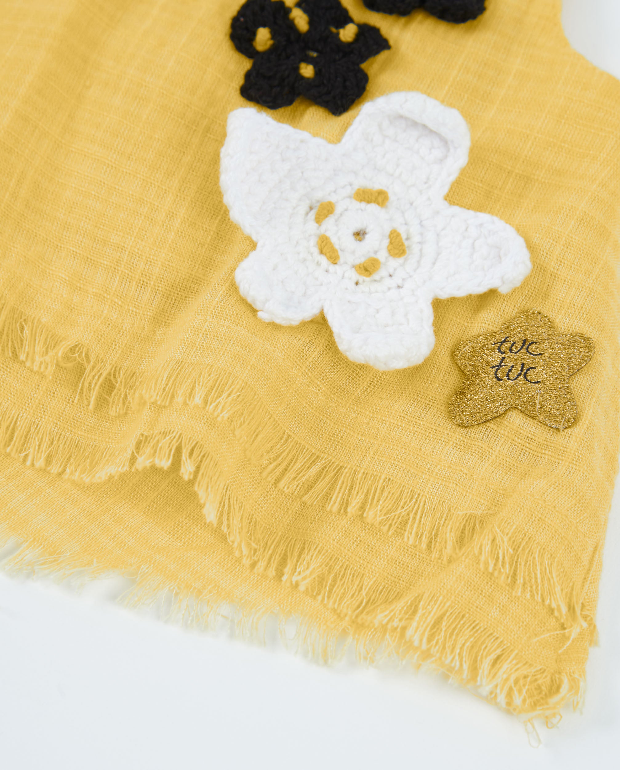 TucTuc Camicette blusa bambina gialla fiori smanicata