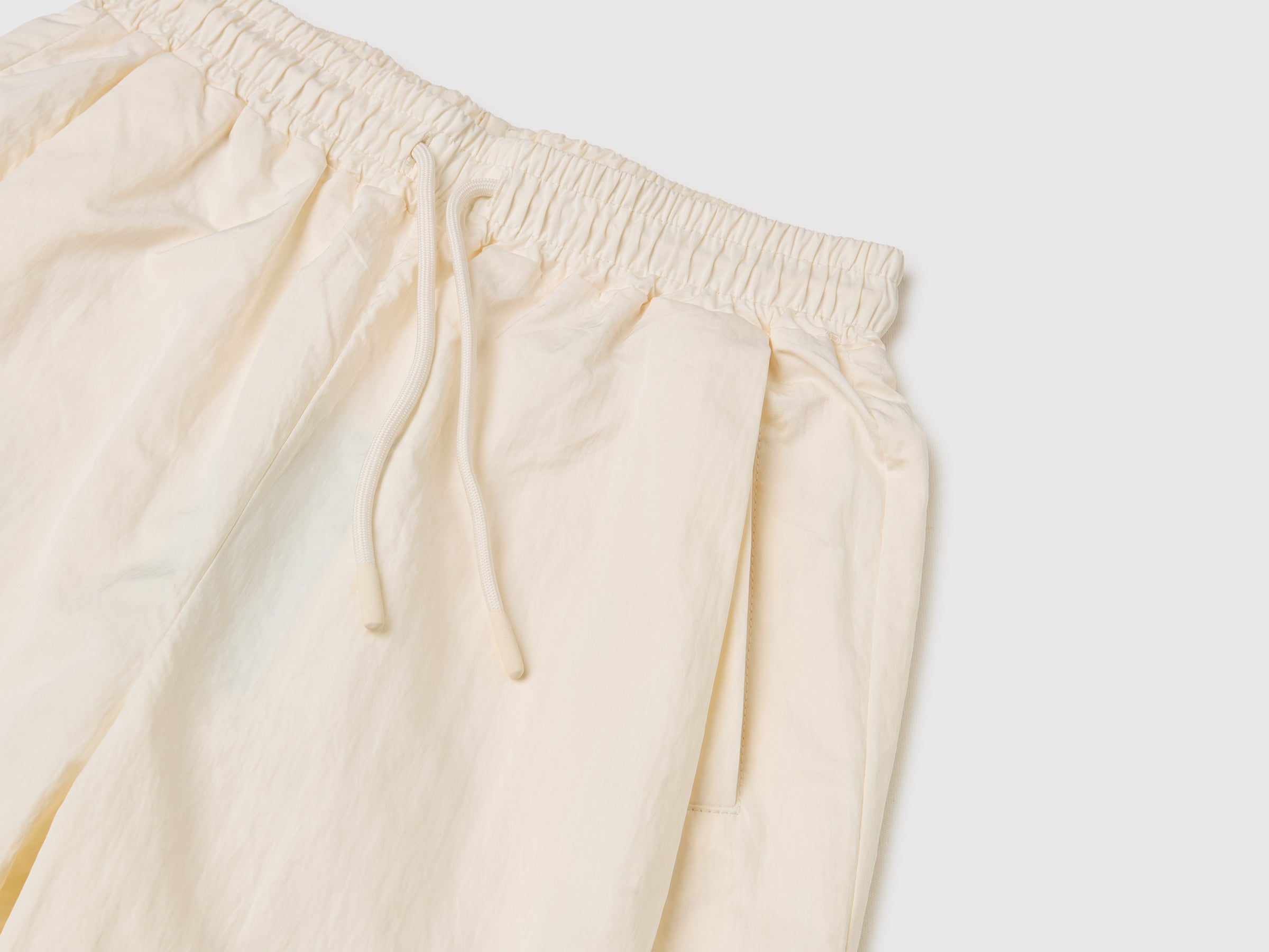 United Colors of Benetton Pantaloni Balloon Nylon con Coulisse
