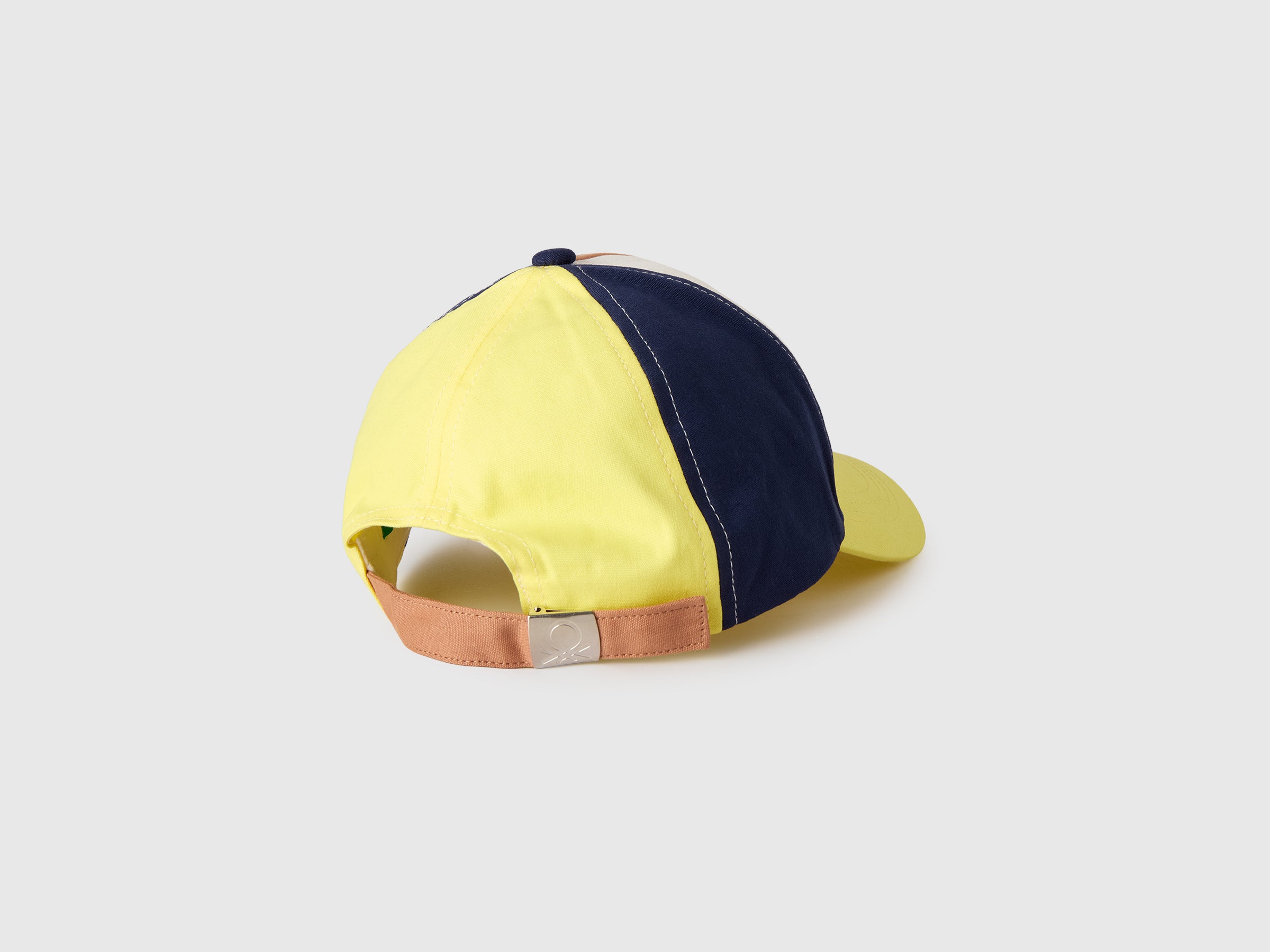 United Colors of Benetton Cappellino cotone bimbo color block logo