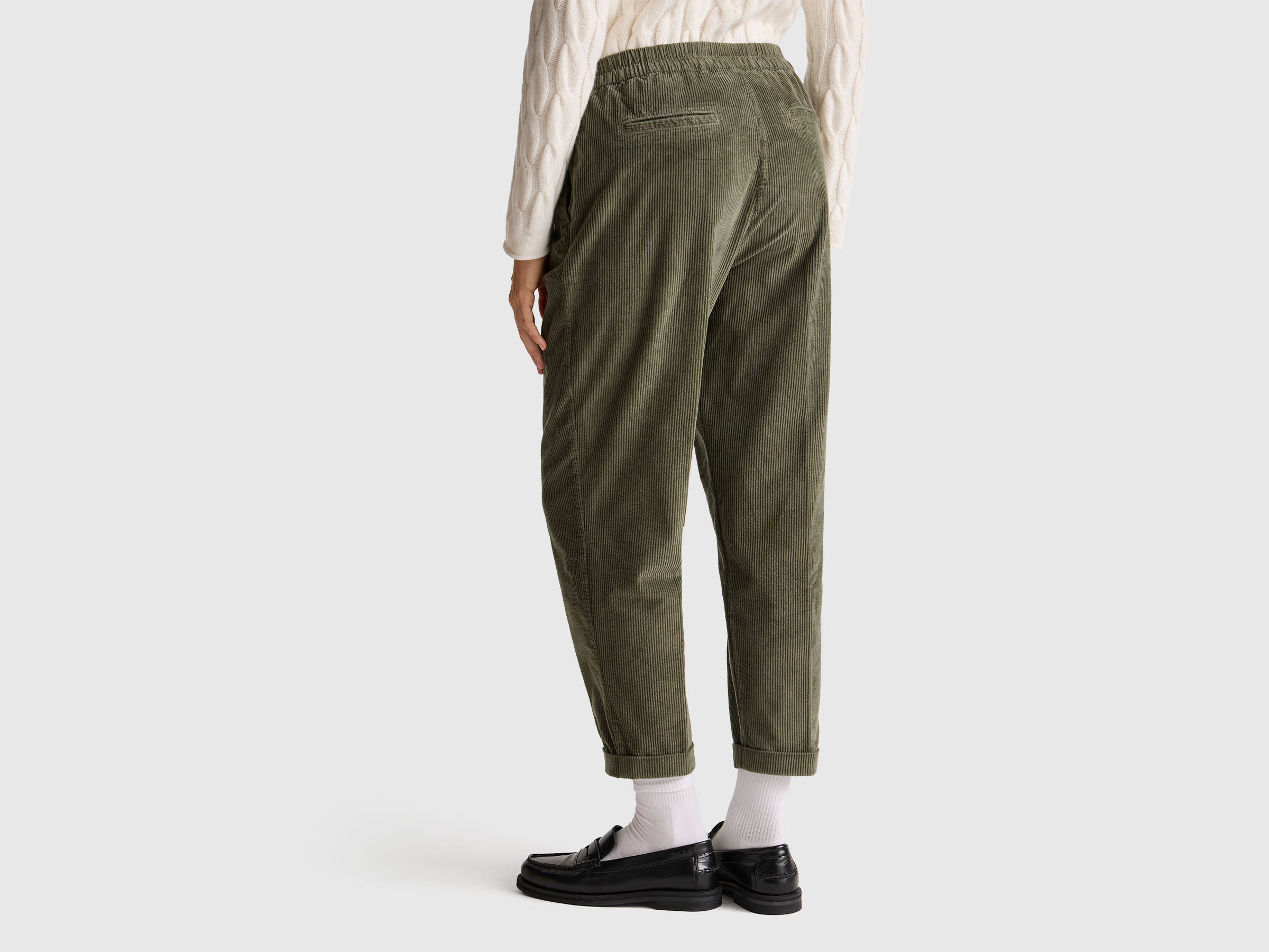 United Colors of Benetton Chinos in velvet with stretch waist pantalone