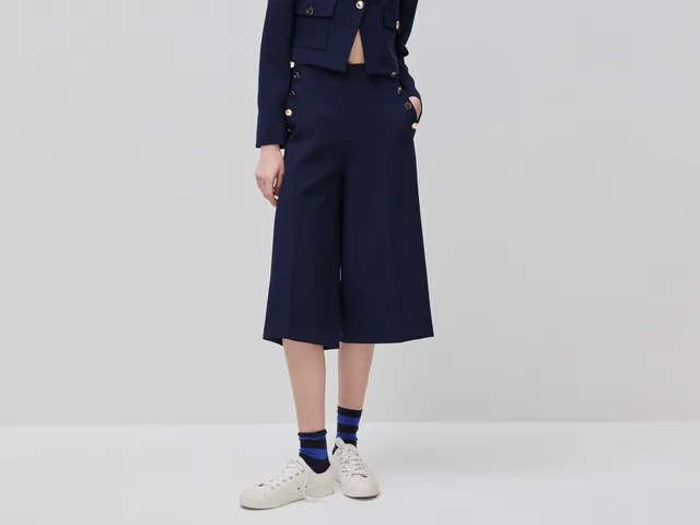 Benetton Trousers Bermuda sailor pantaloncini viscosa