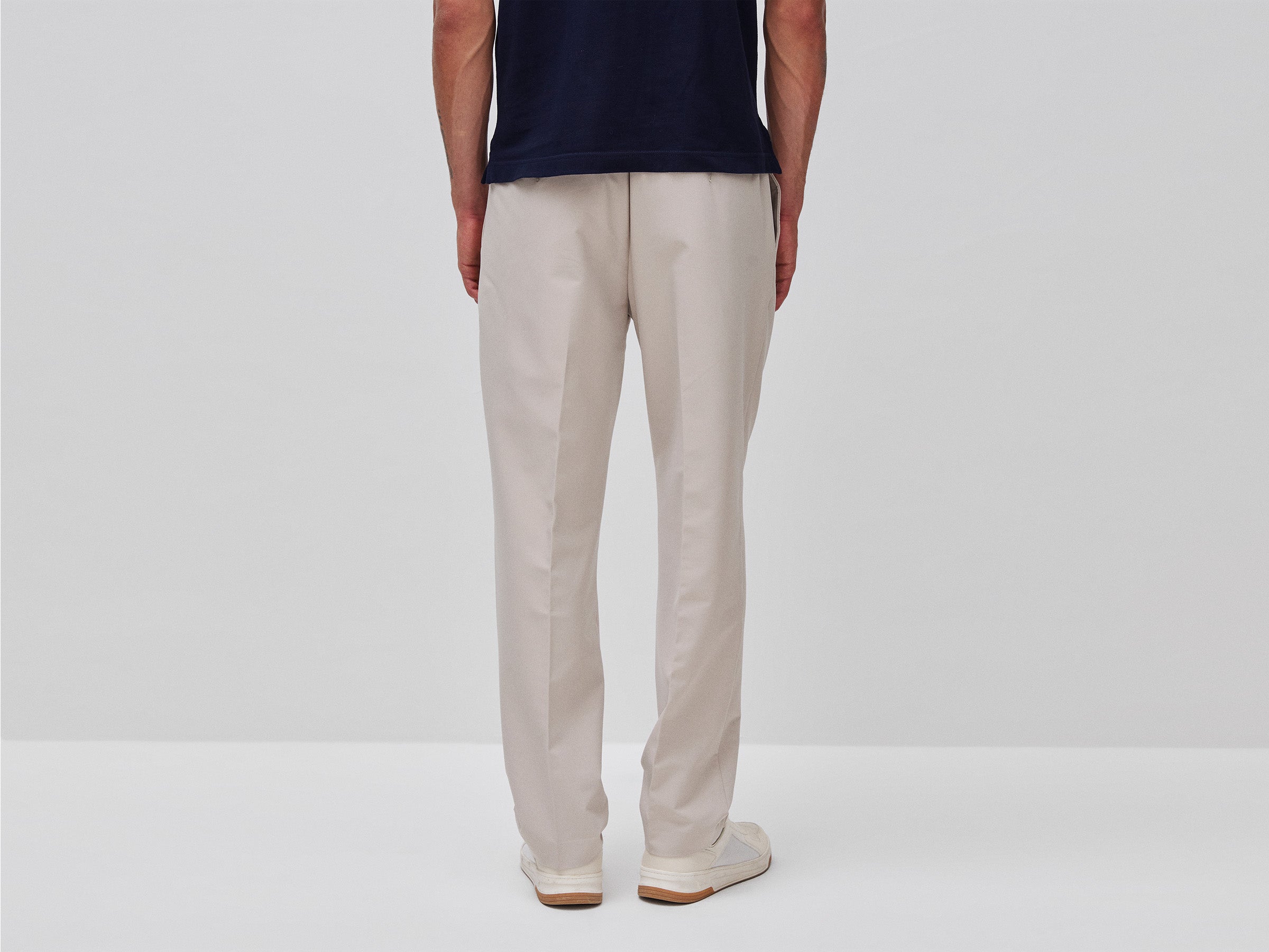 United Colors of Benetton Pantaloni lunghi con pince tessuto stretch