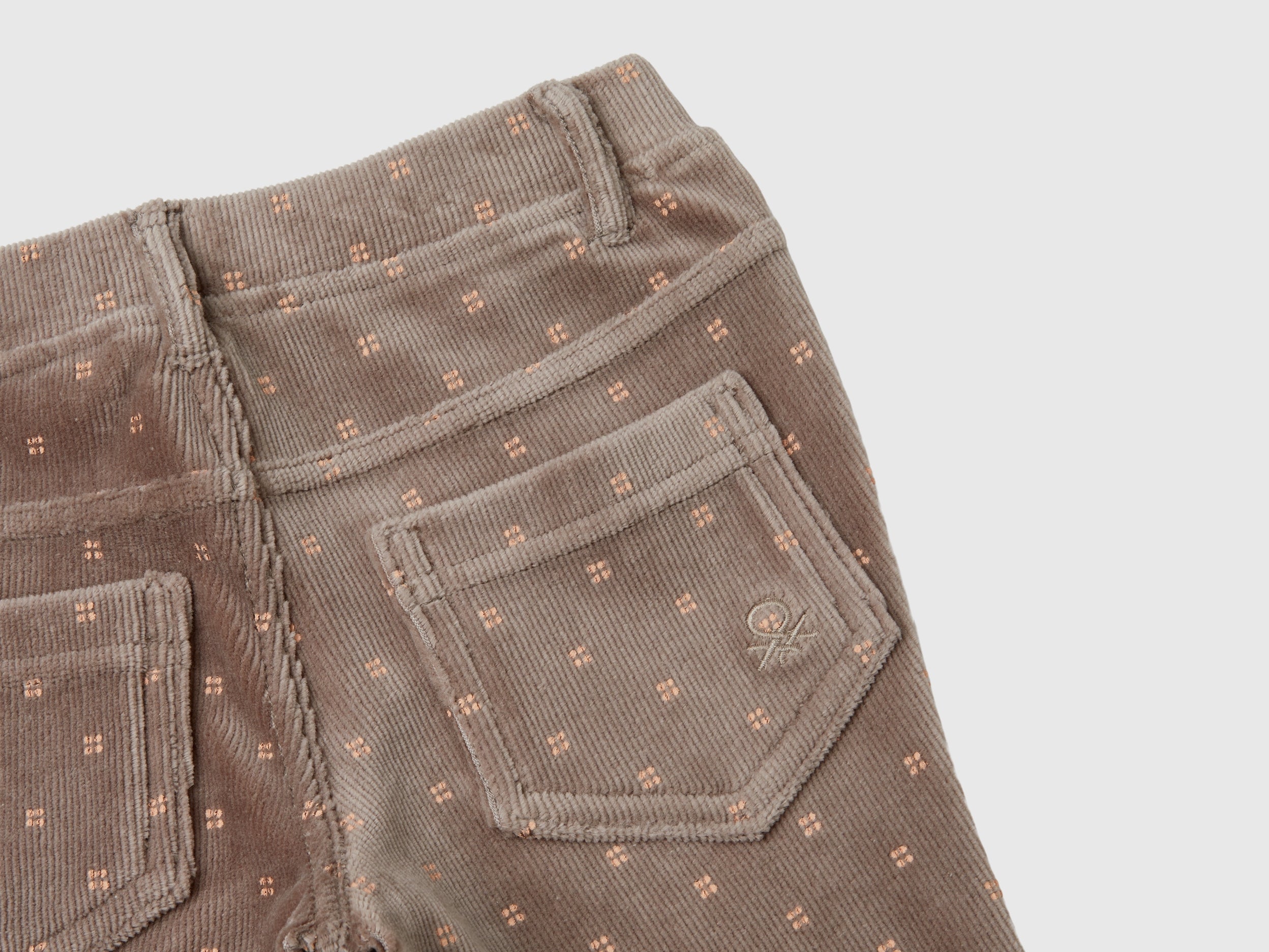 United Colors of Benetton Pantaloni Ciniglia Slim Tg 98