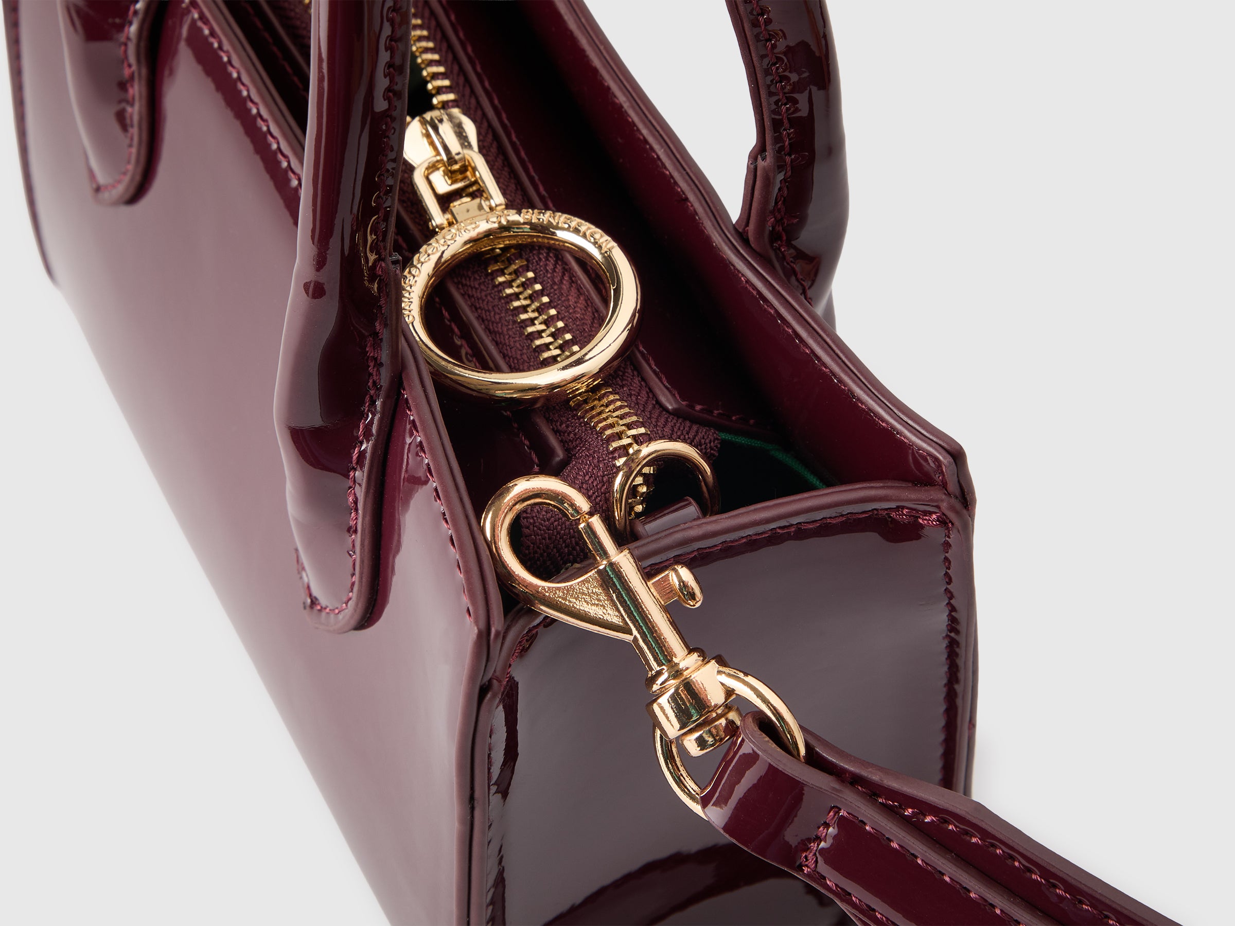 United Colors of Benetton Mini Bag Vernice Tracolla Staccabile