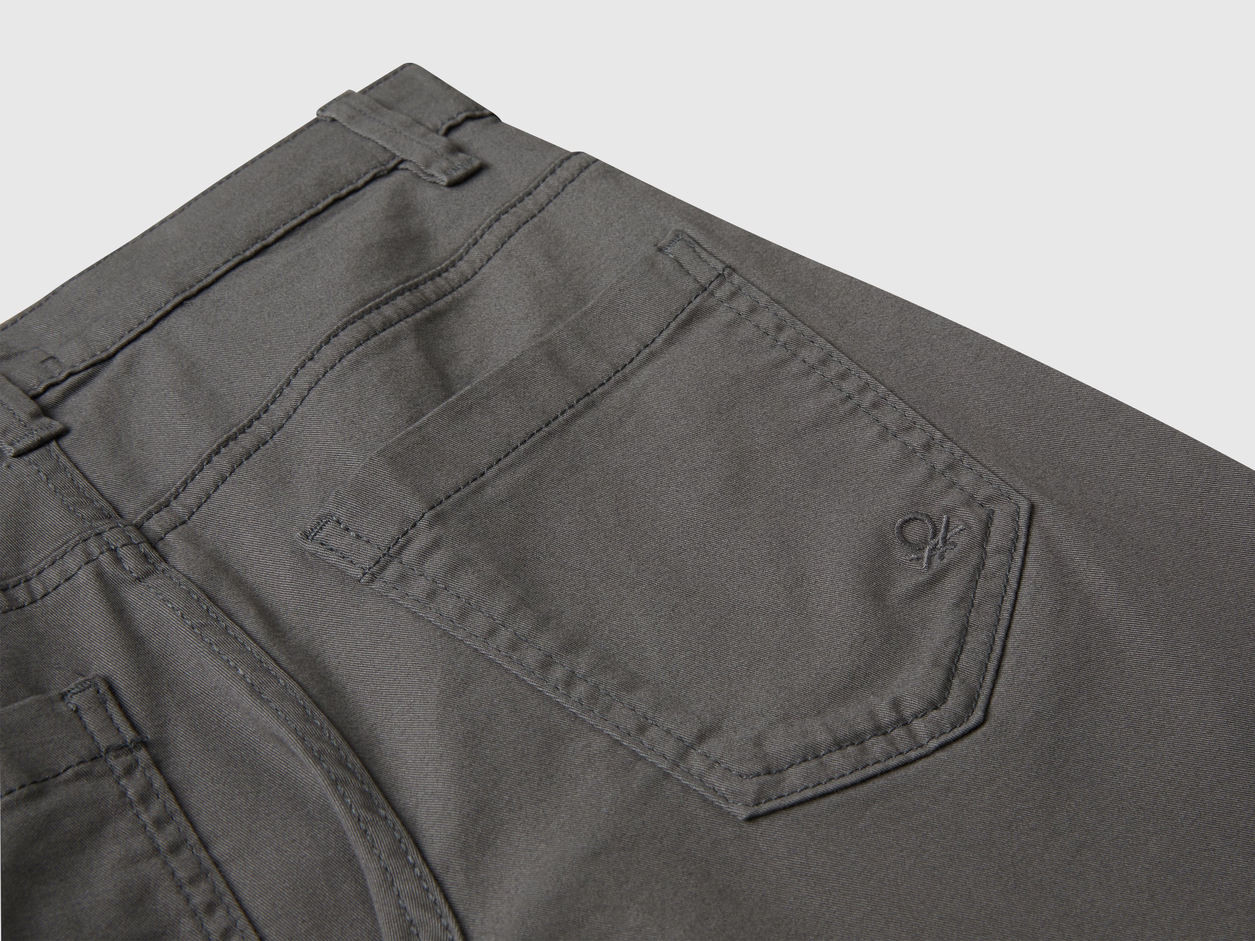 United Colors of Benetton Trousers pantaloni cotone elasticizzato M