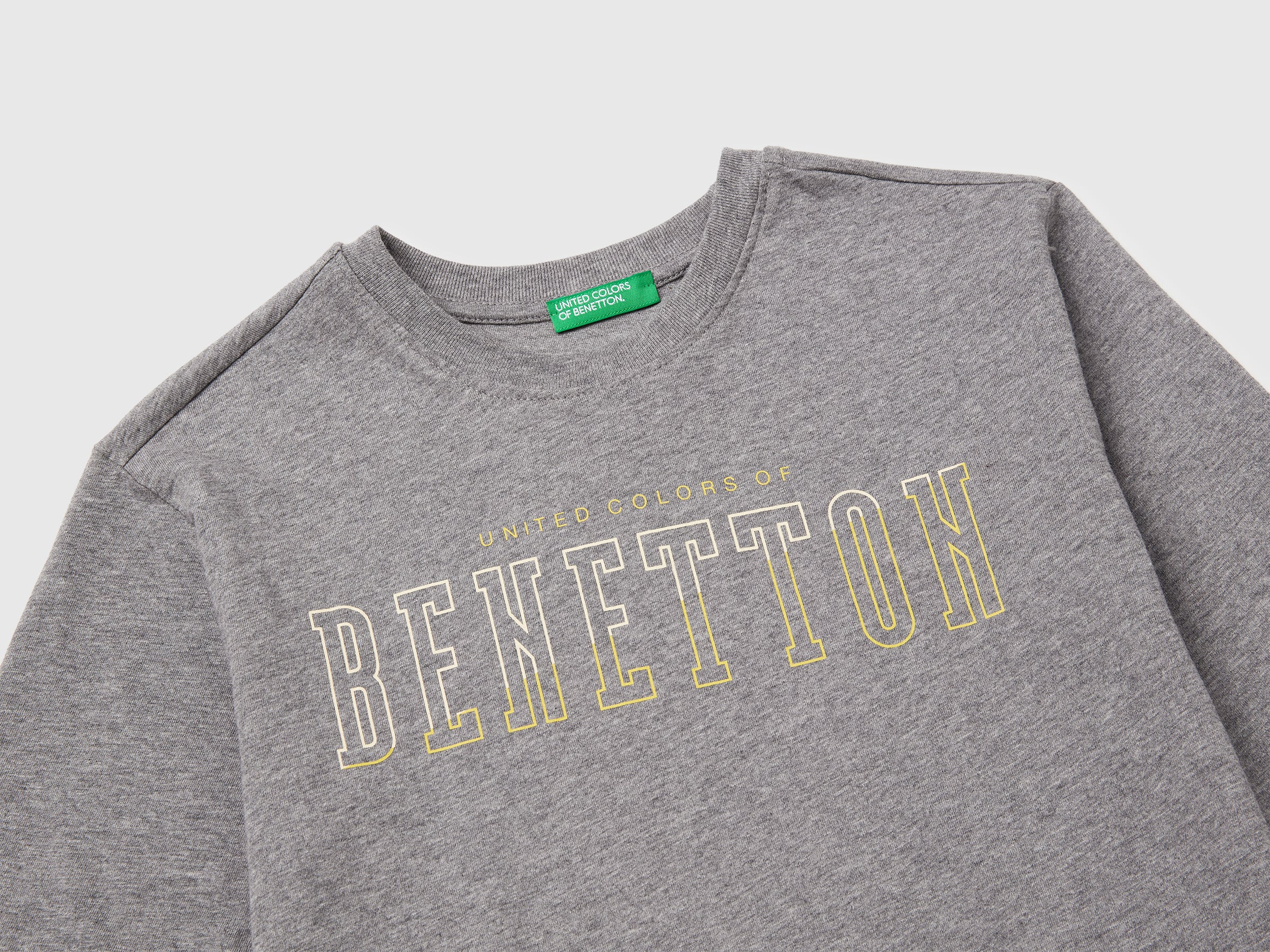 United Colors of Benetton t-shirt cotone bio logo maniche lunghe