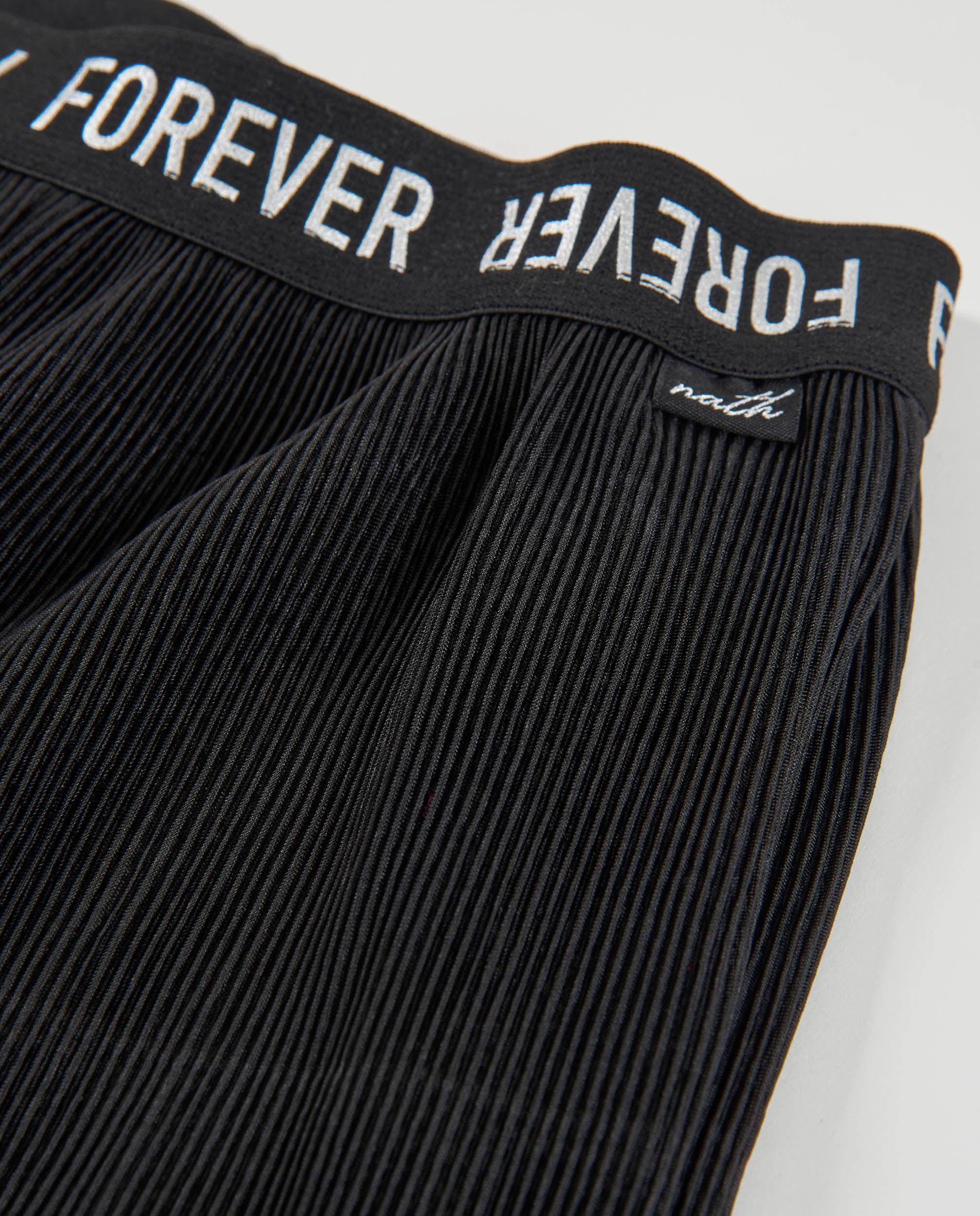 TucTuc Pantaloni Bambina Nero Maglia Coste Gamba Larga