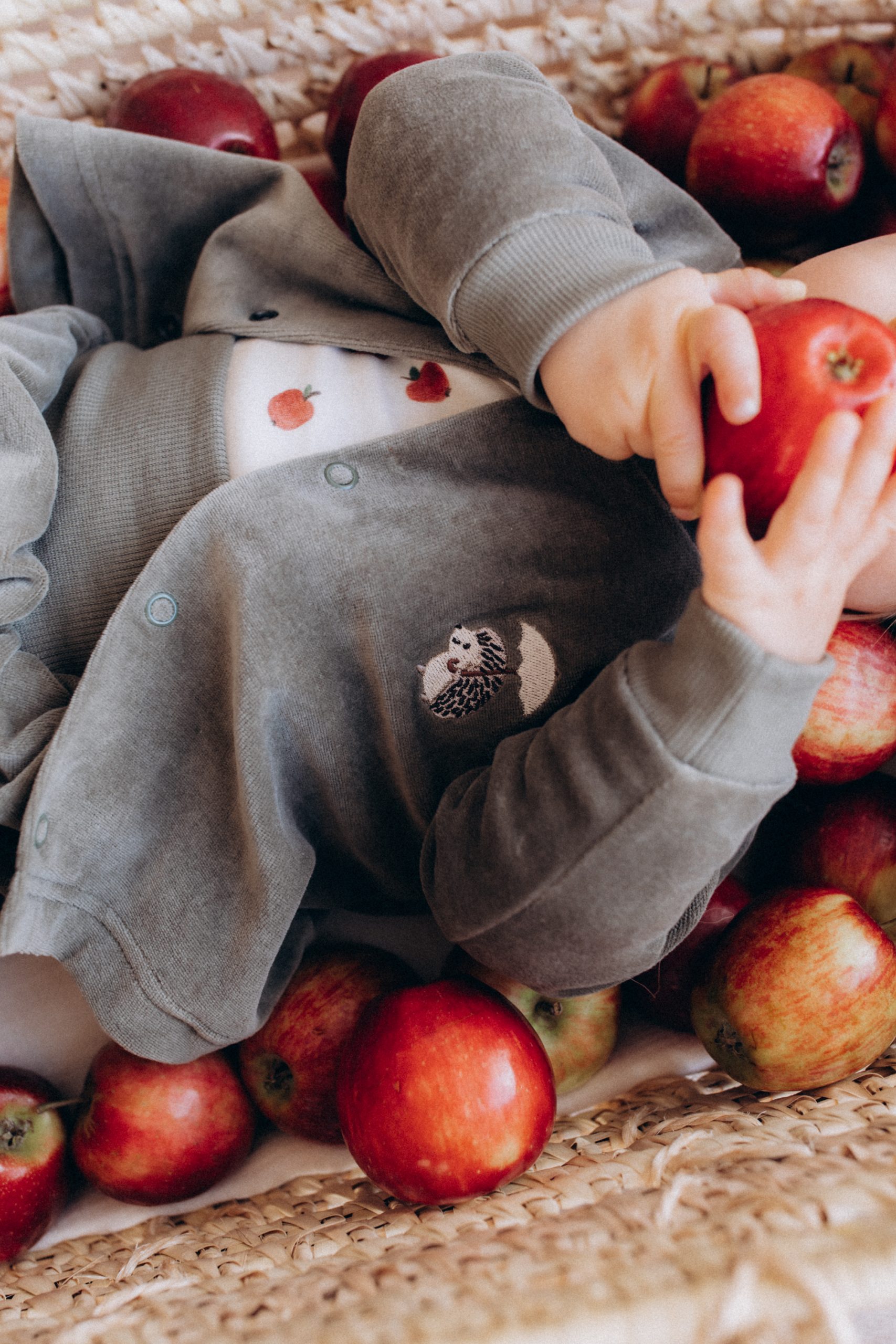 Woolly Organic Baby Jackets Giacca velluto ricamata cotone bio GOTS