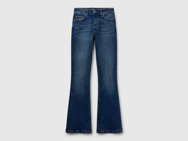 United Colors of Benetton Jeans flare denim cotone riciclato elasticizzato
