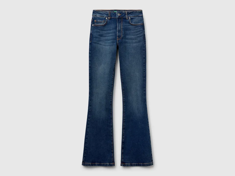 United Colors of Benetton Jeans flare denim cotone riciclato elasticizzato