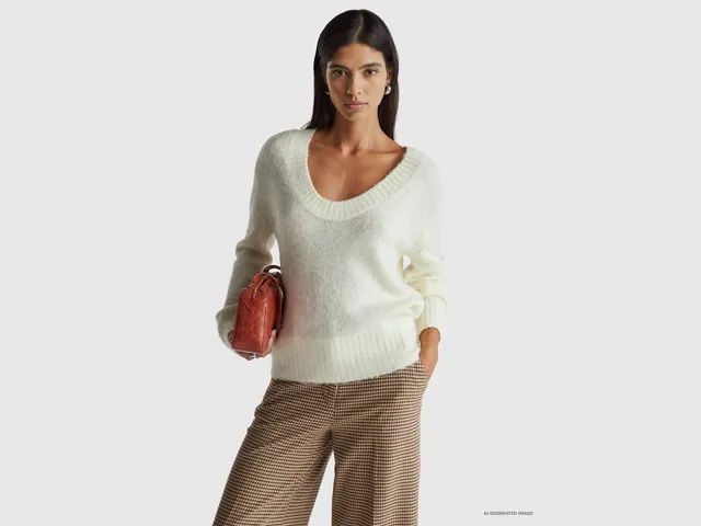 United Colors of Benetton maglione mohair scollo a U taglia M