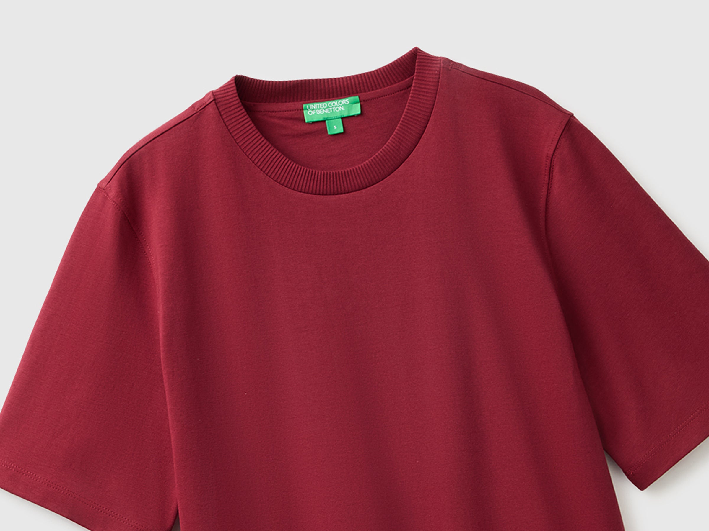 United Colors of Benetton T-shirt Boxy Fit in Cotone 100%