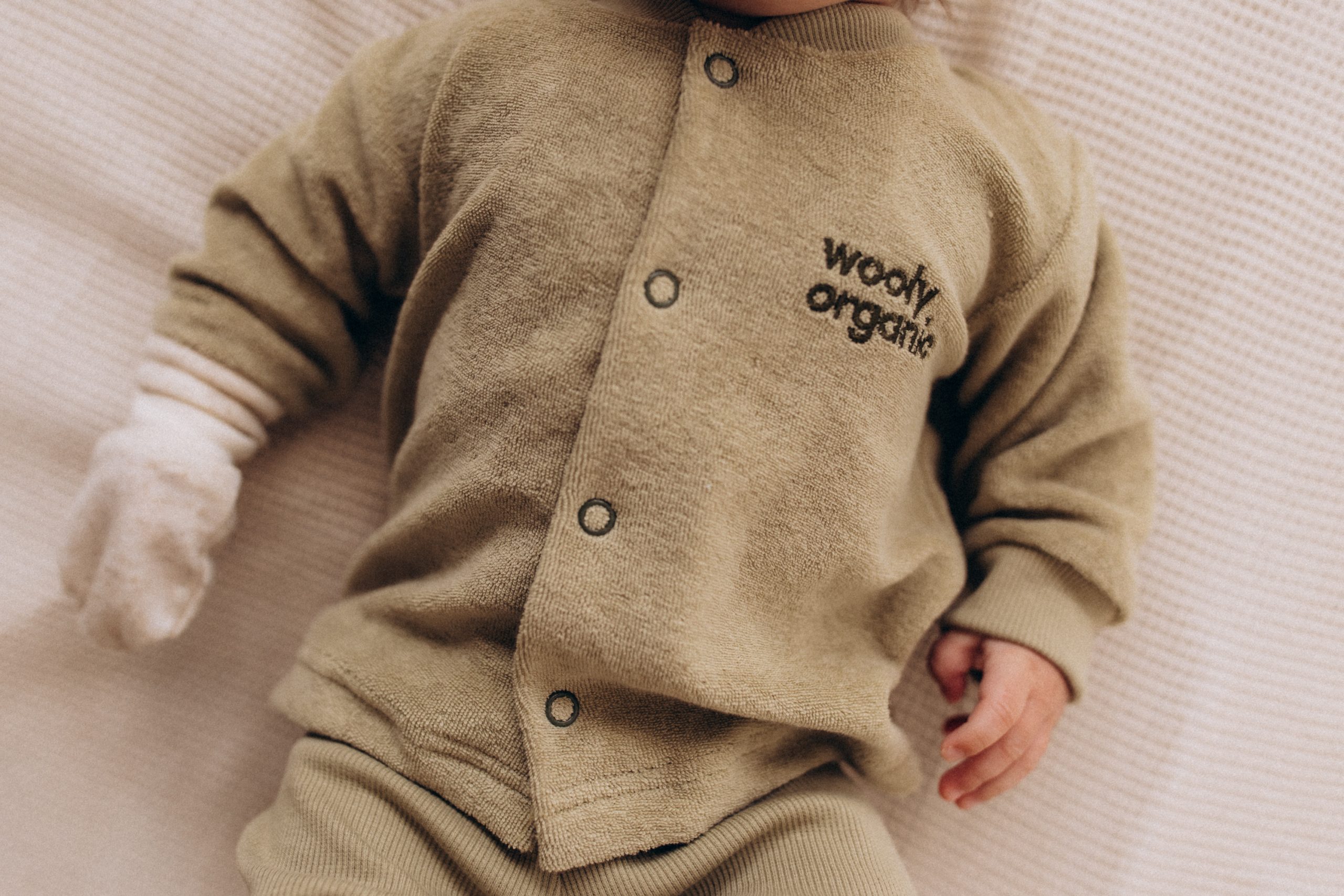 Woolly Organic Giacca neonato spugna ricamata cotone bio