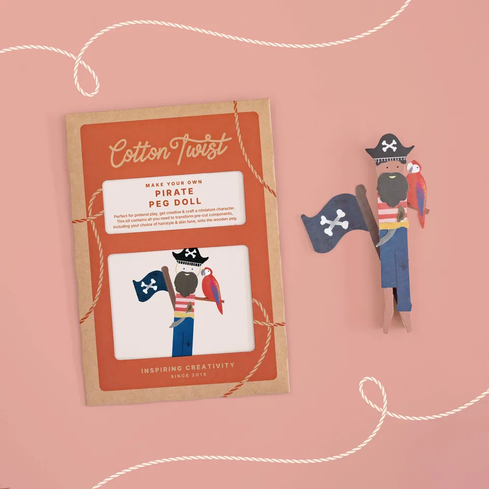 Cotton Twist kit creativo bambola pirata in legno