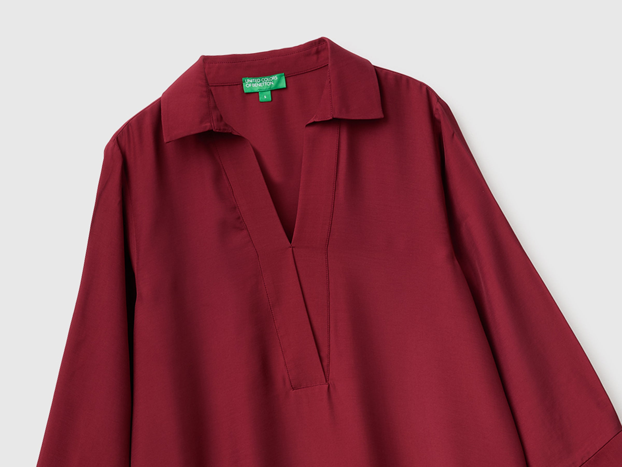 United Colors of Benetton blusa viscosa maniche lunghe