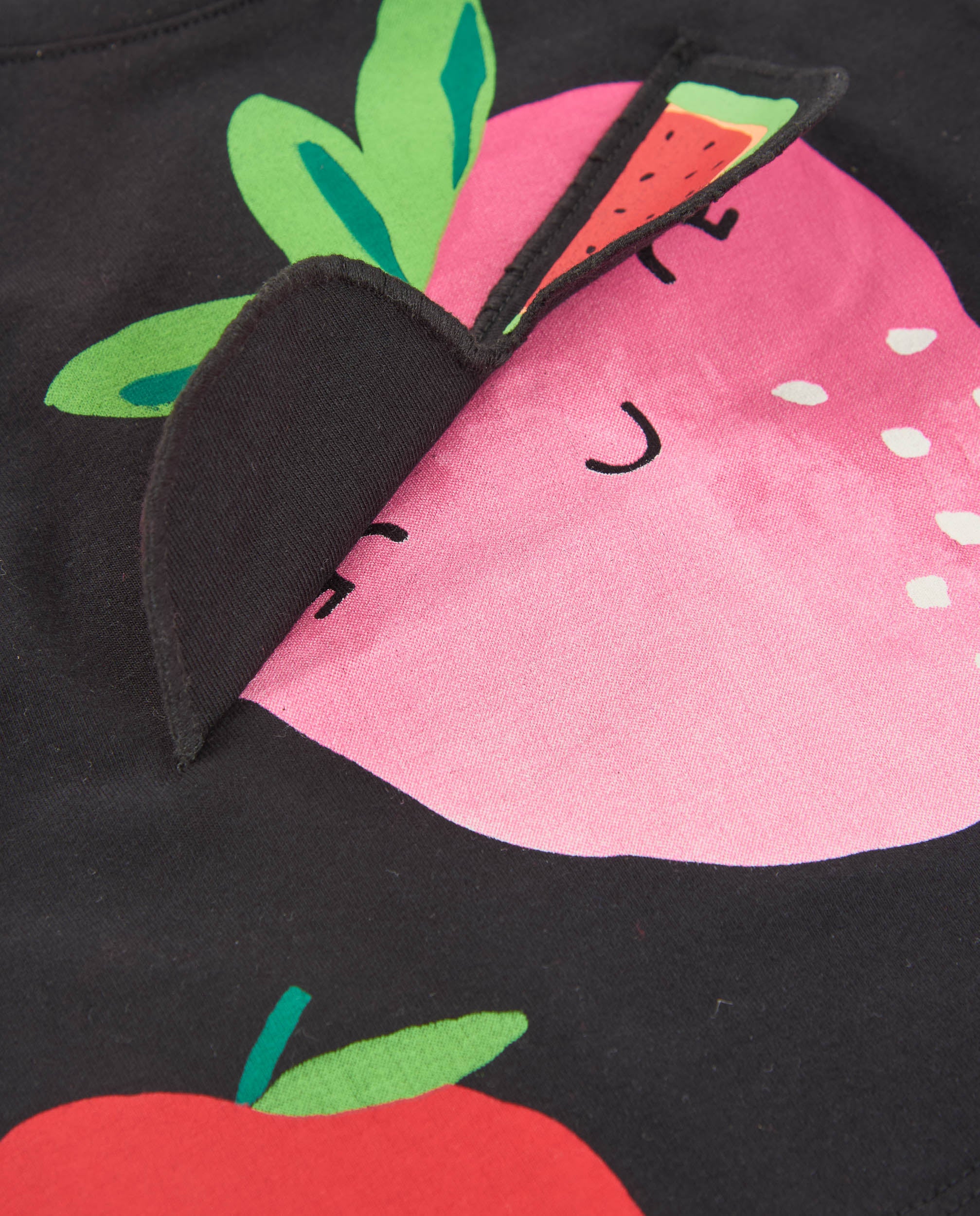 TucTuc Magliette t-shirt bambina nera stampa fragola