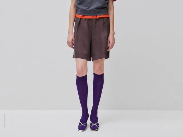 United Colors of Benetton Bermuda shorts lyocell 38 pieghe