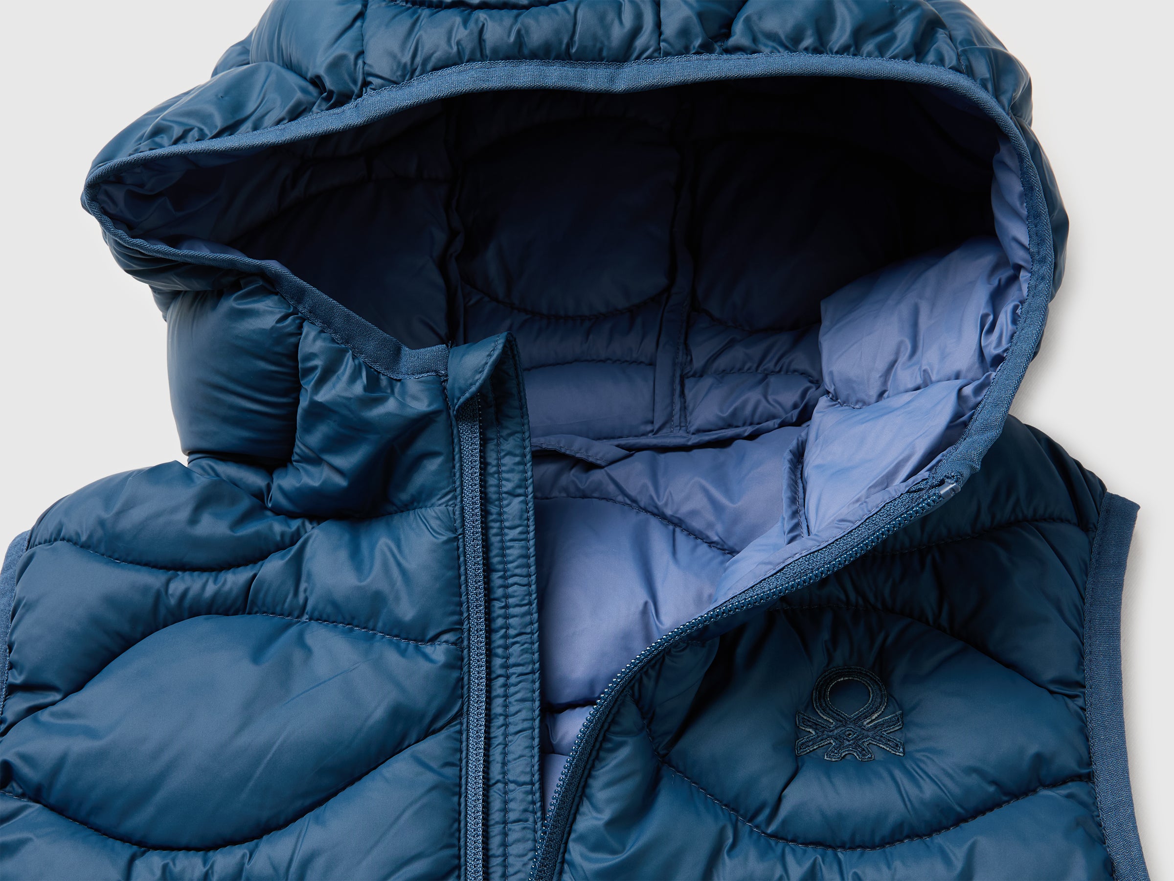 United Colors of Benetton Gilet Cappuccio Duck Free M Leggero