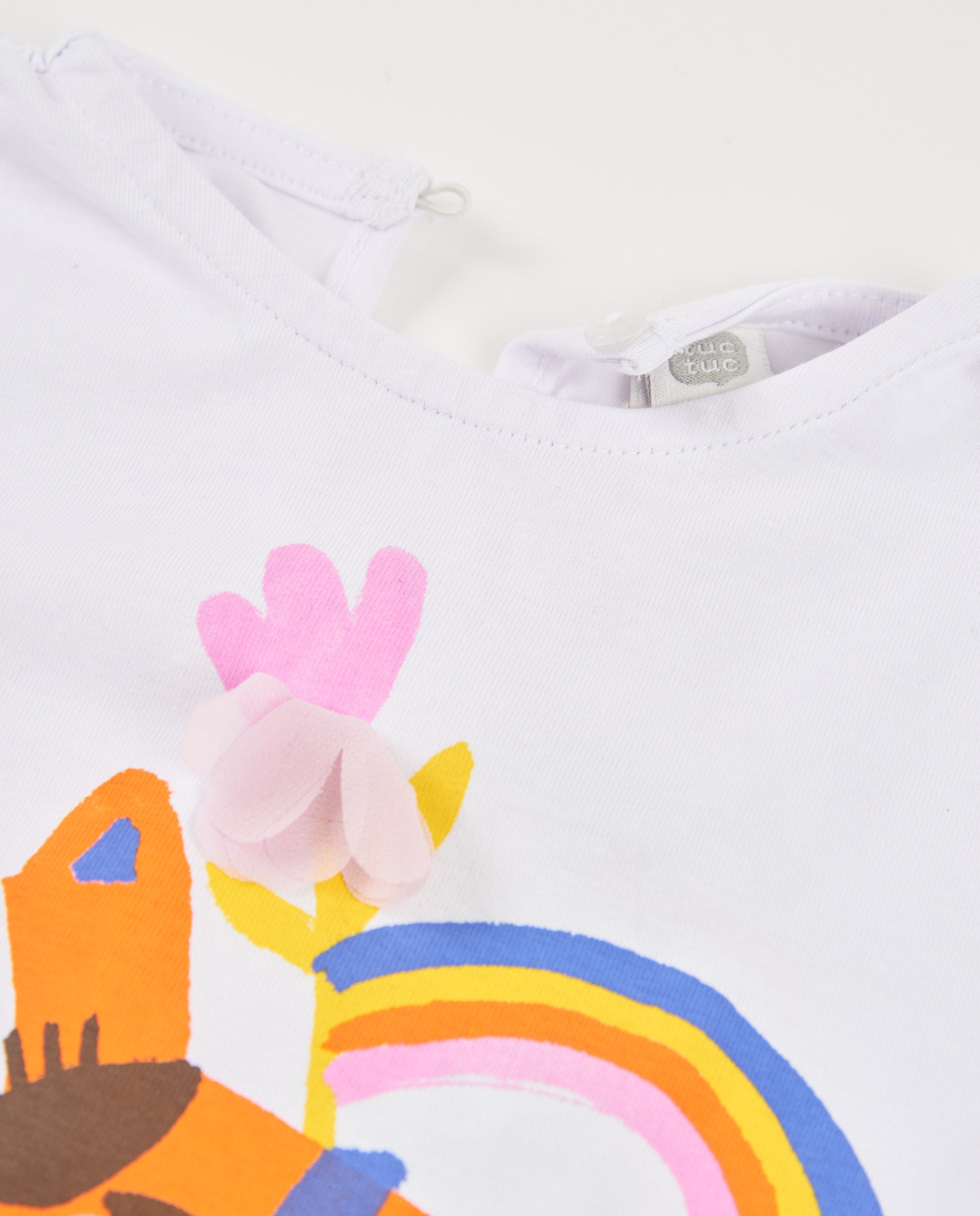 TucTuc Magliette T-shirt bambina bianco fiori rilievo