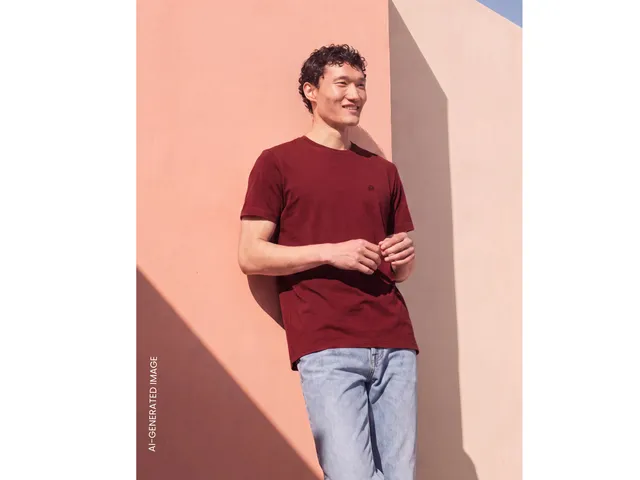United Colors of Benetton T-Shirts Maglietta cotone bio manica corta