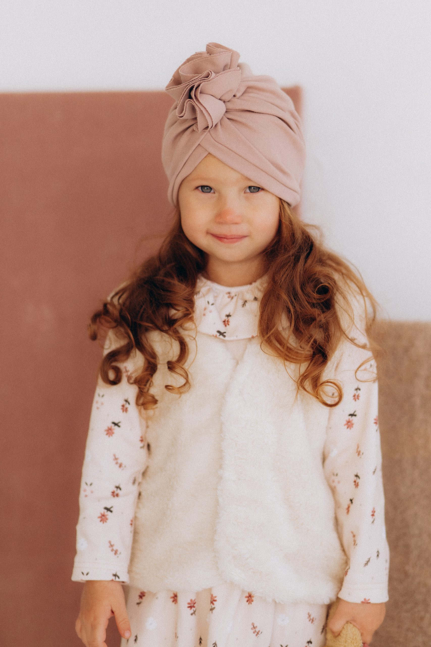 Woolly Organic Gilet bimbo ricamato cotone bio Ecru