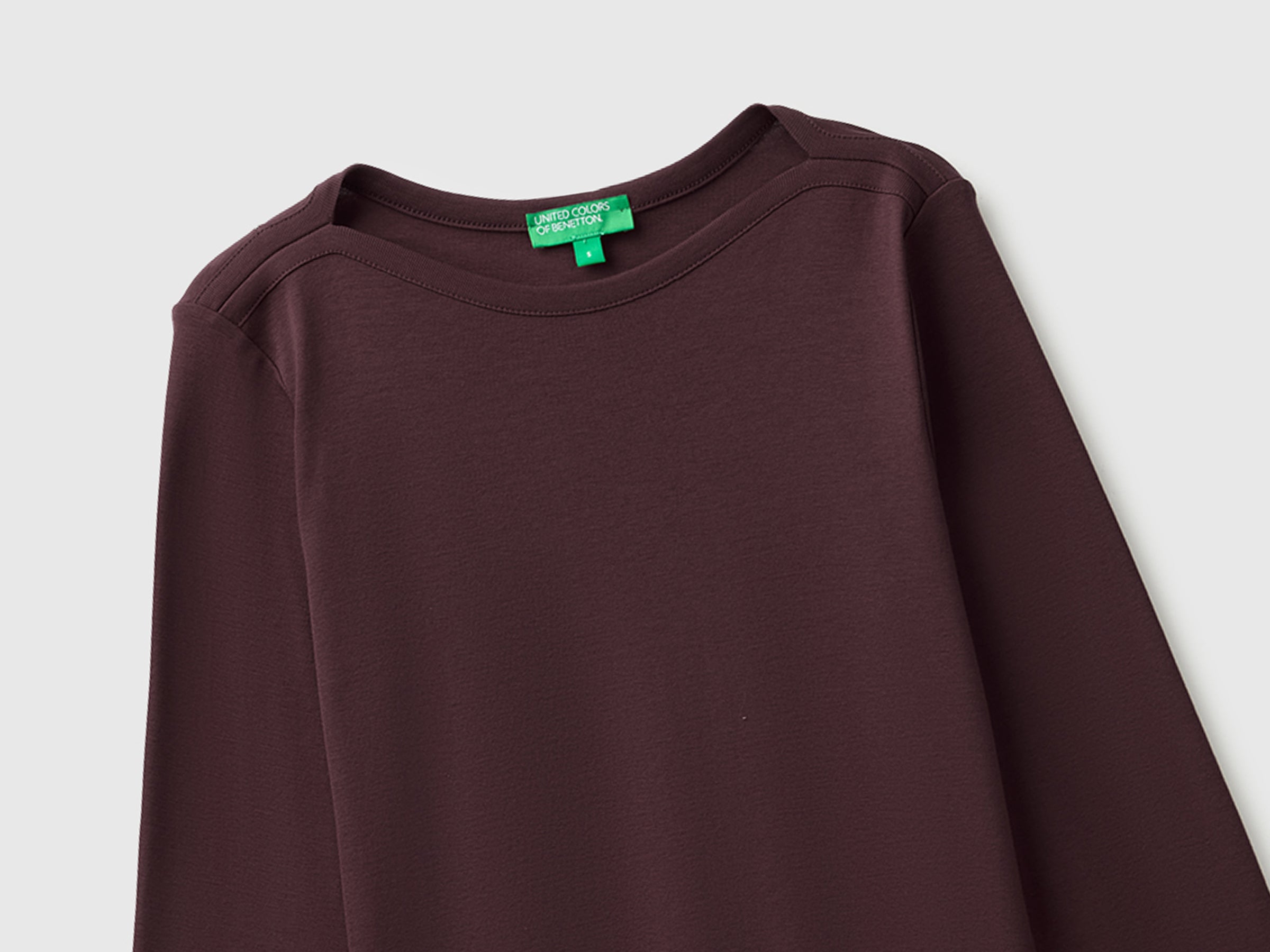 United Colors of Benetton t-shirt cotone scollo barca slim