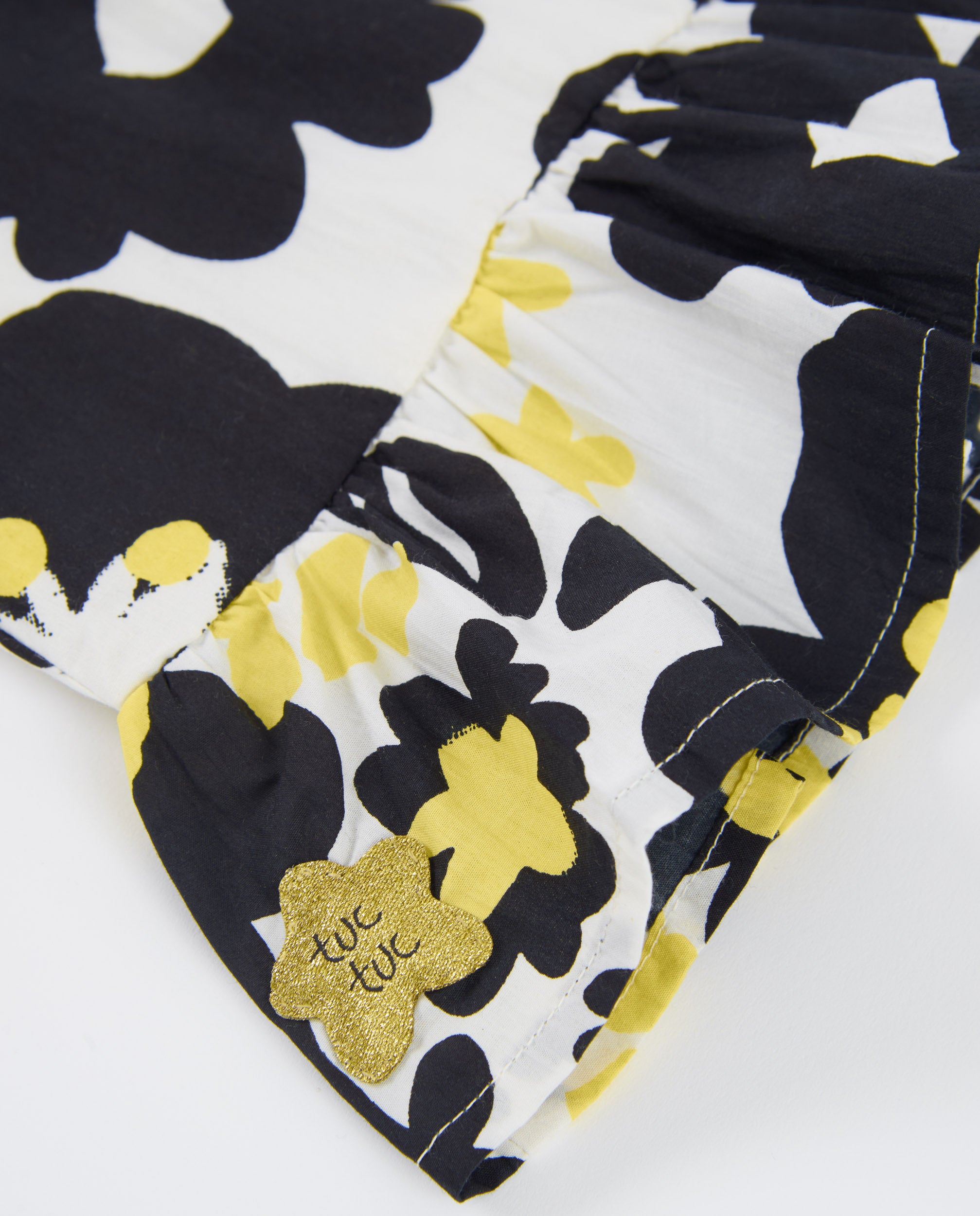 TucTuc Magliette top bambina nero volant fiori