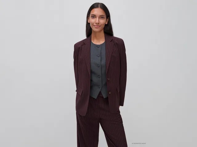 United Colors of Benetton Blazer gessato comfort fit taglia 44
