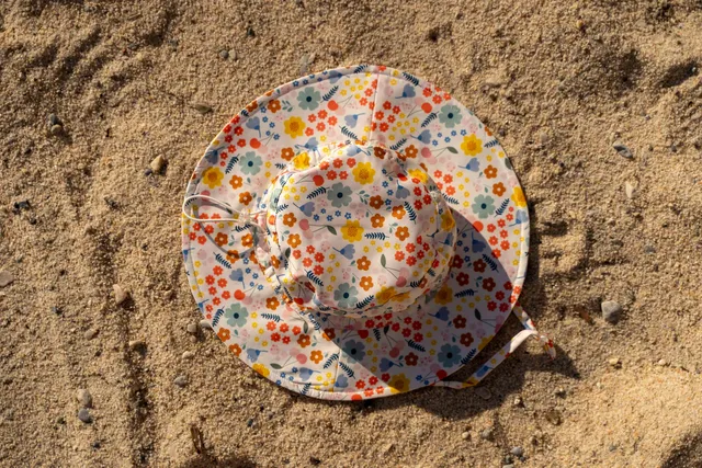 Miela Kids cappellino sole fiori UV50+ bimbo poliestere