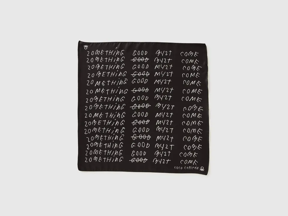 United Colors of Benetton foulard quadrato nero Coco Capitán cotone