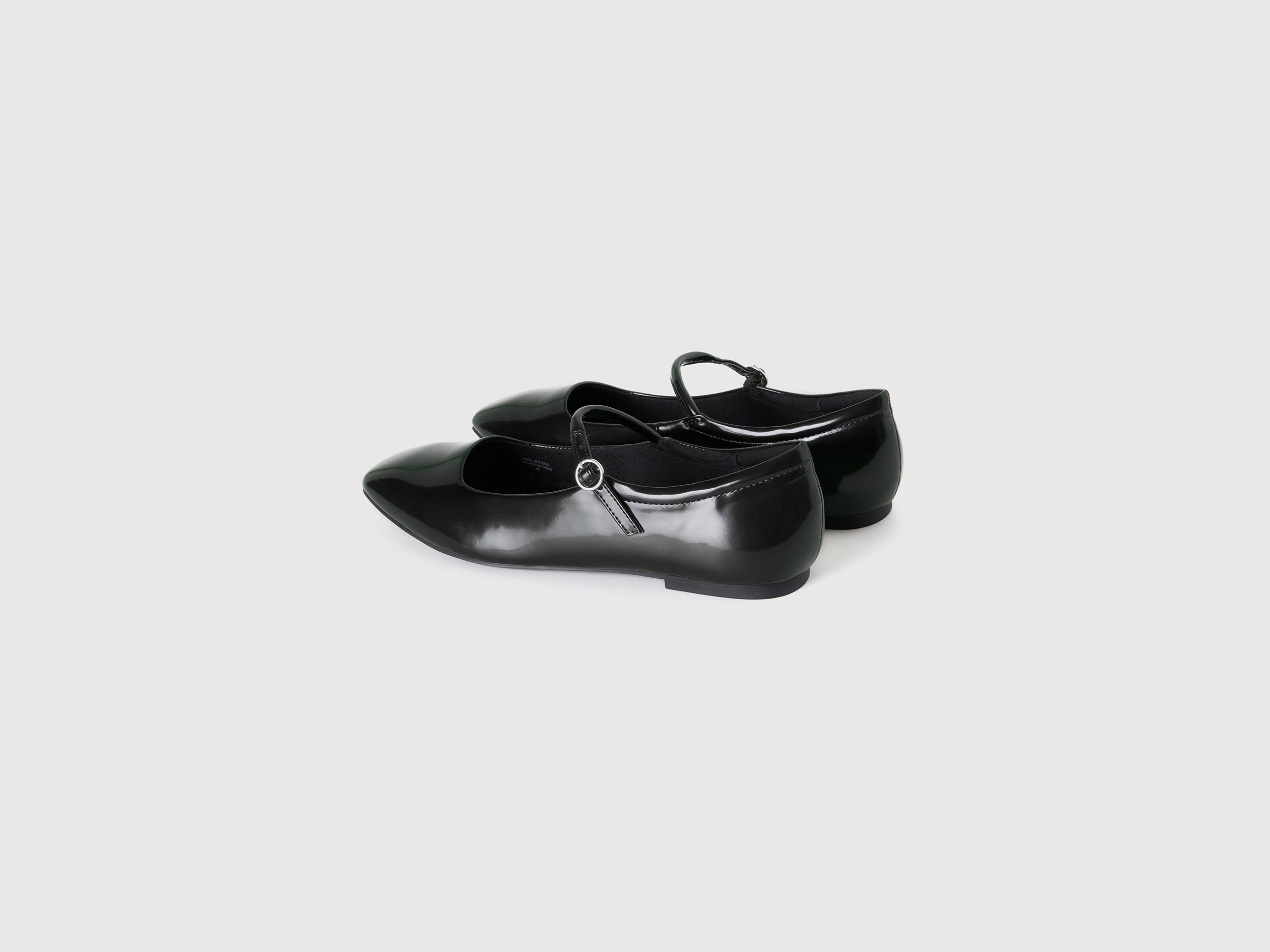 United Colors of Benetton Shoes Ballerine nere lucide 37
