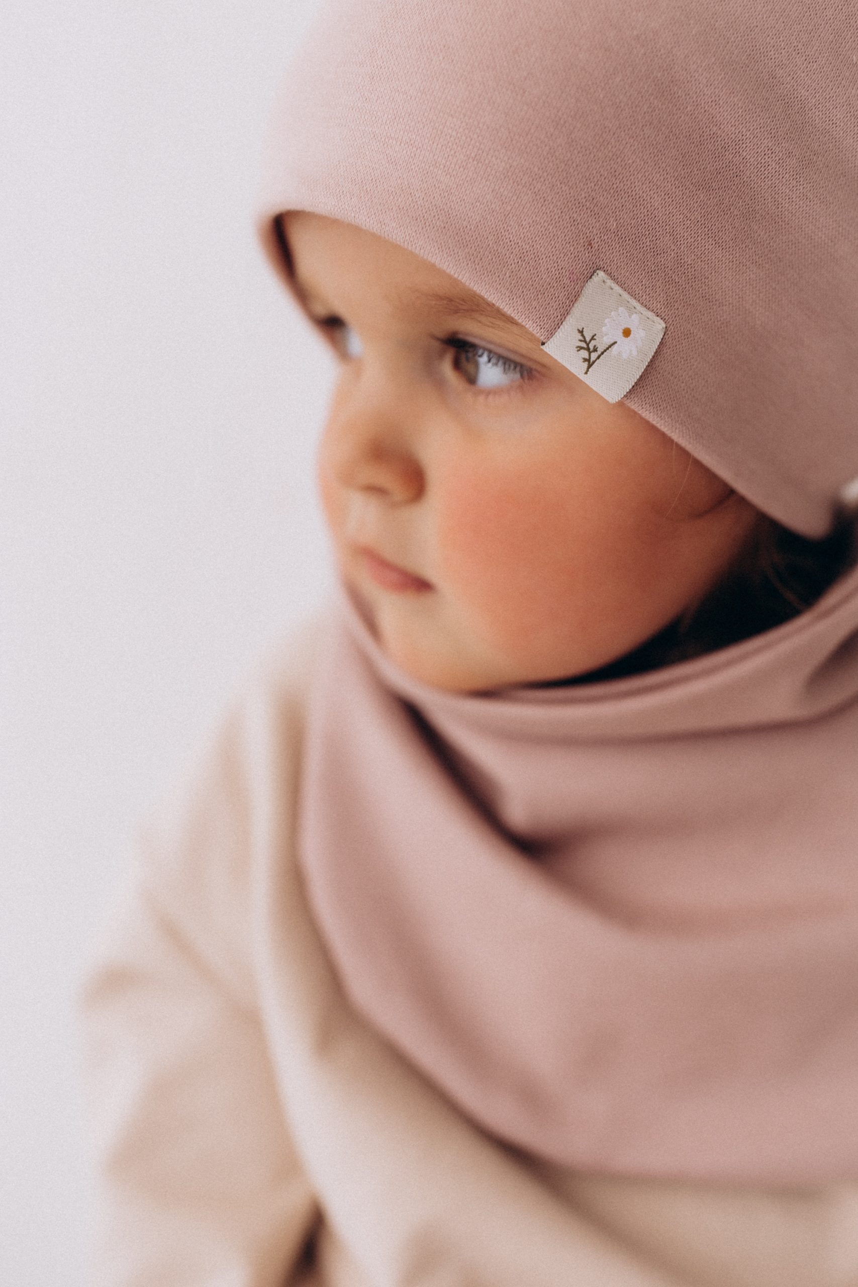 Woolly Organic SS27 Beanie cuffia bambino cotone organico Rose Clay
