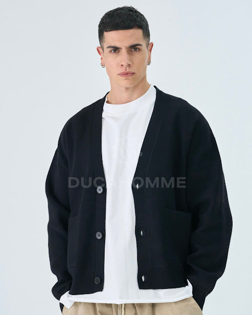 Sottosopra ANW86021 cardigan uomo scollo a V nero boxy fit