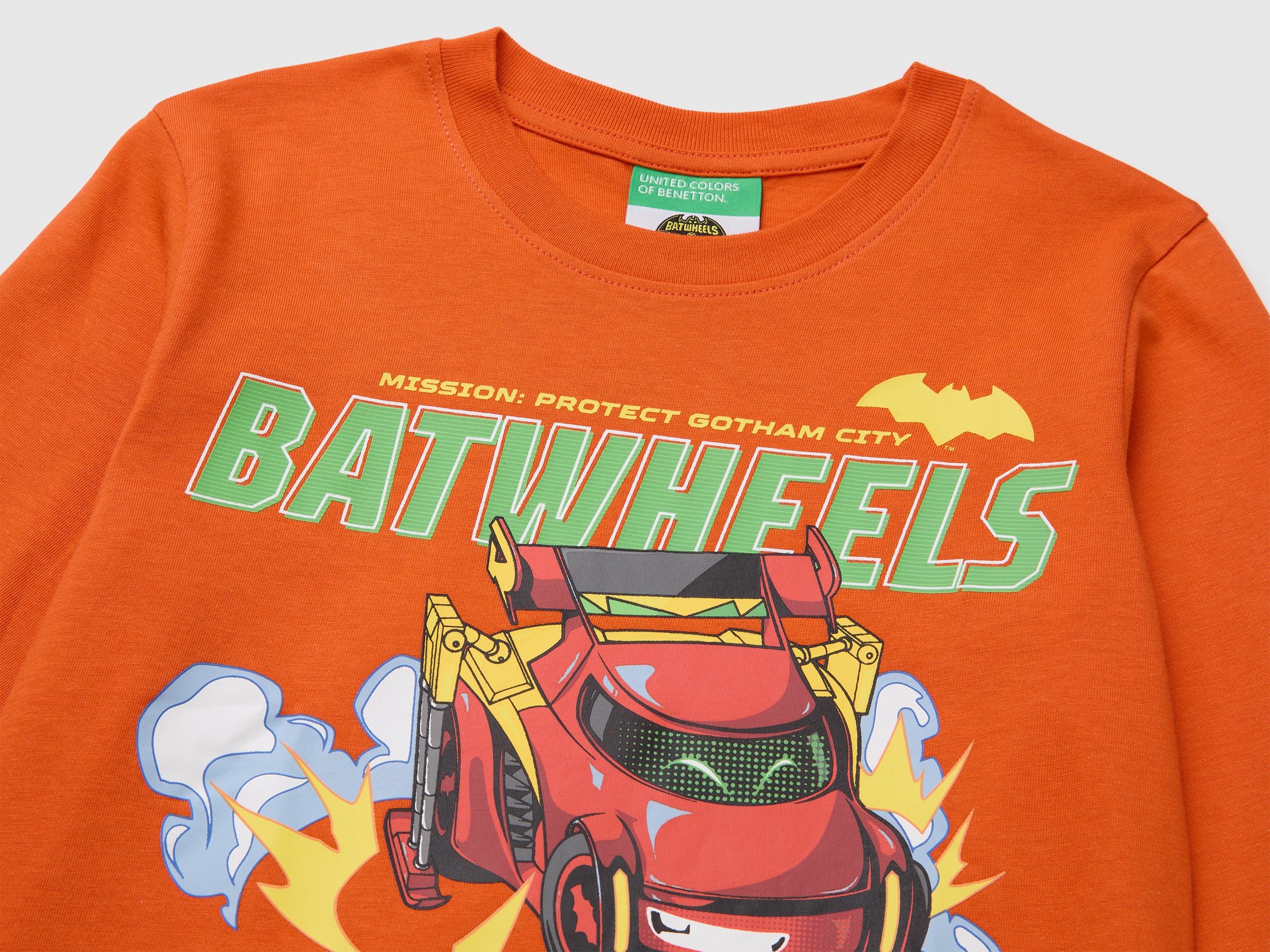 Benetton T-Shirts and Tops maglietta Batwheels 82 cotone bio