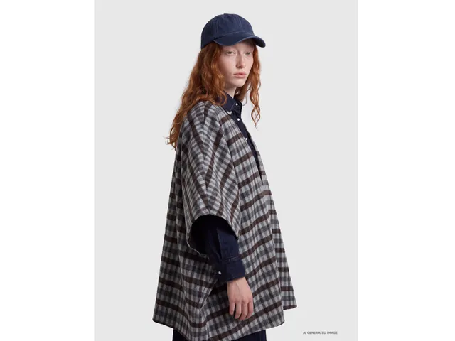 United Colors of Benetton Reversible wool blend cape mantella OS lana