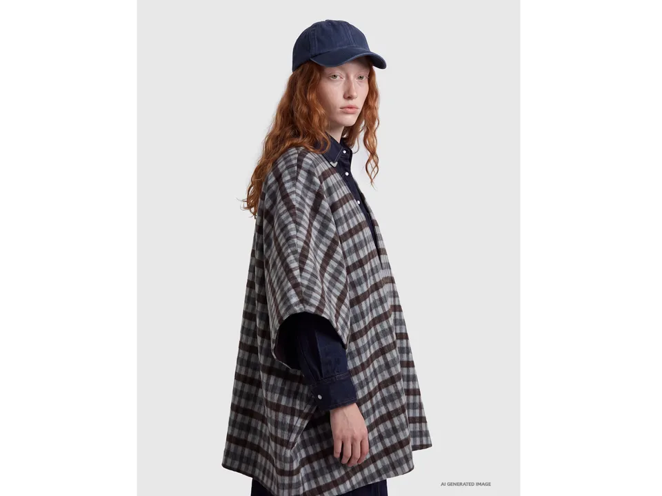 United Colors of Benetton Reversible wool blend cape mantella OS lana